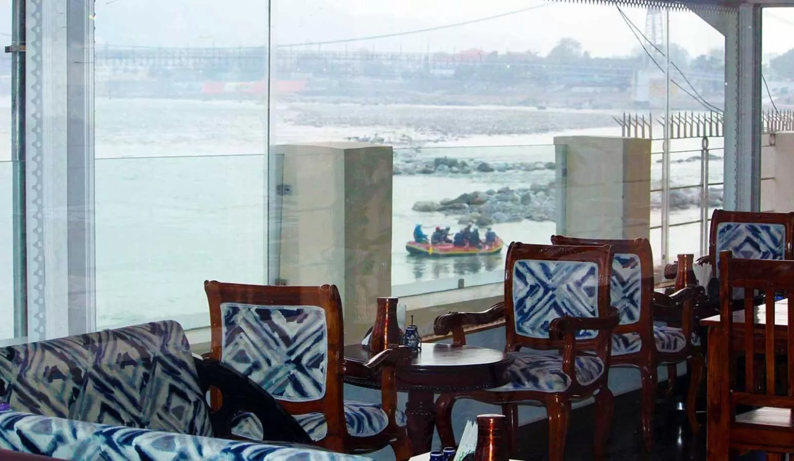 Restaurant/places to eat in Yog Niketan By Sanskriti