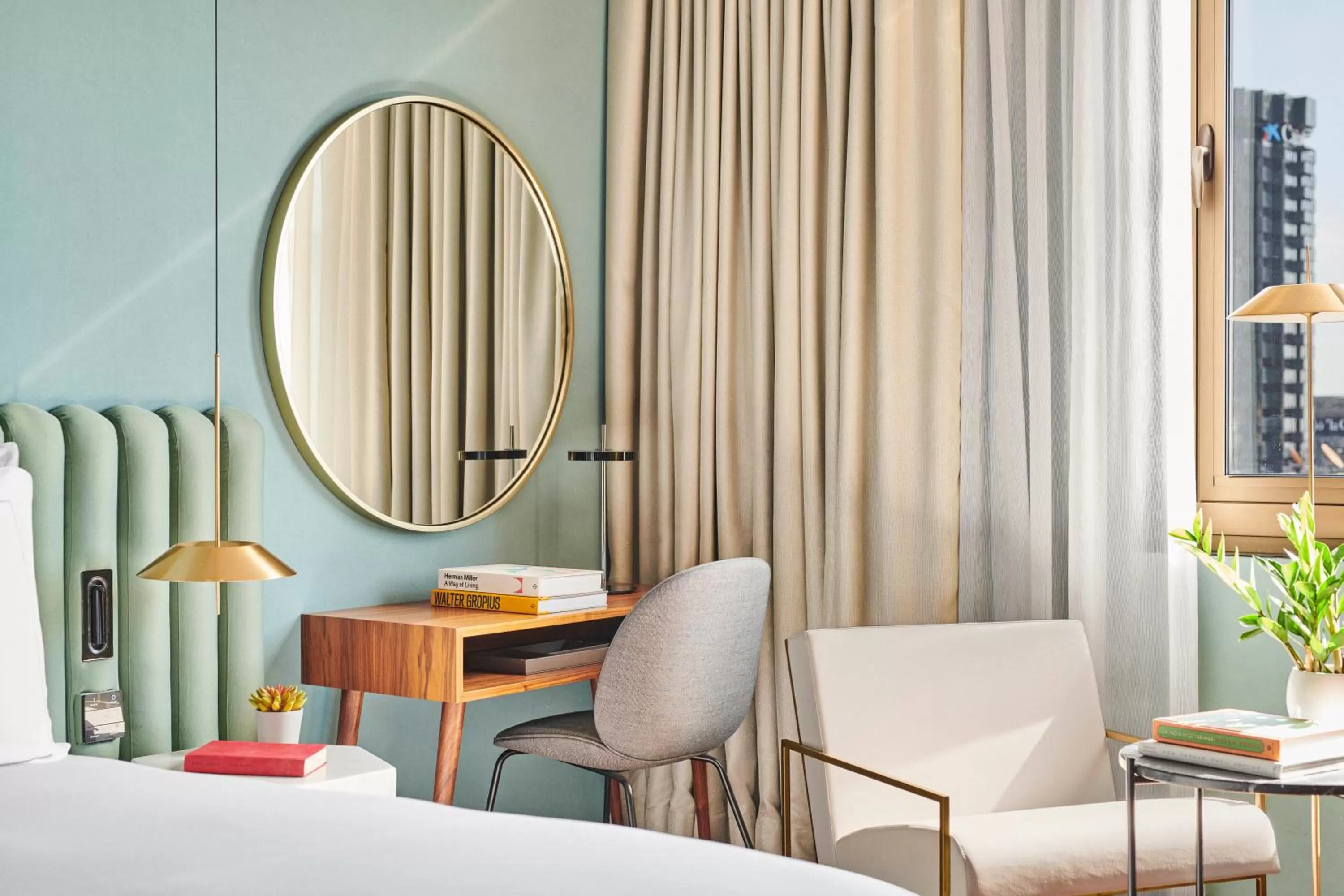 Photo of the whole room in Grand Hyatt Barcelona