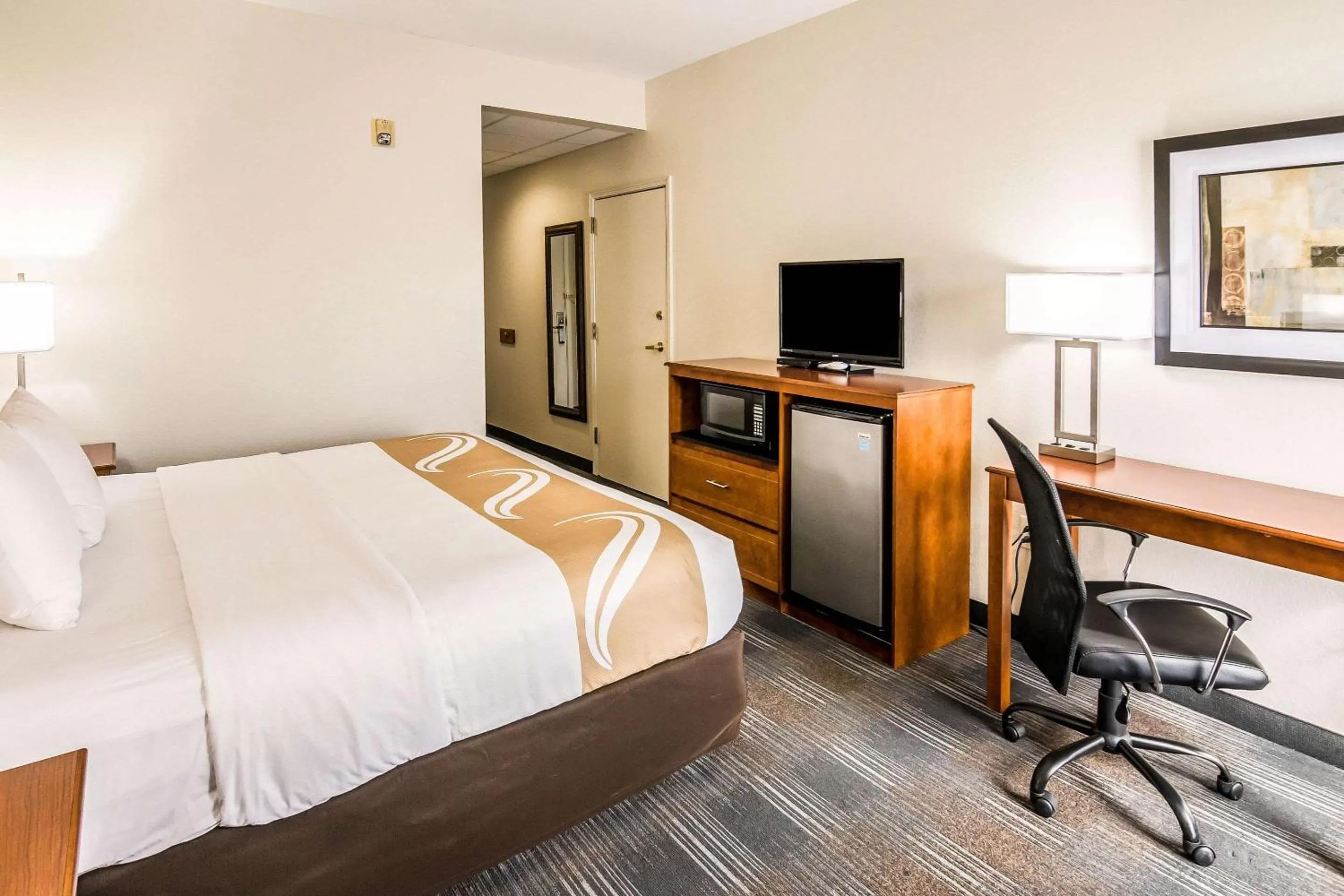 Photo of the whole room, Bed in Quality Inn Alexander City