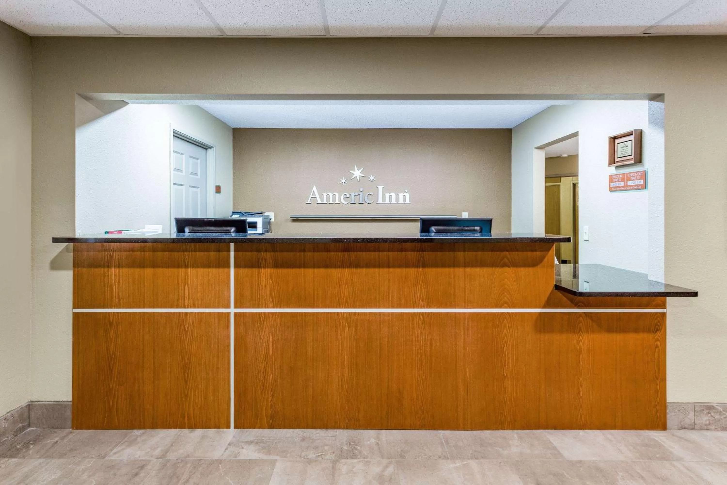 Lobby or reception in AmericInn by Wyndham Sleepy Eye