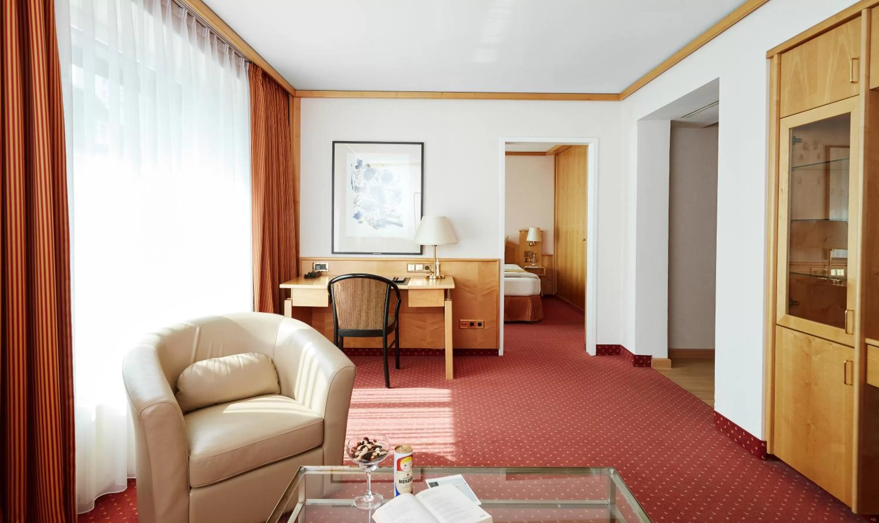 Photo of the whole room in Living Hotel Großer Kurfürst