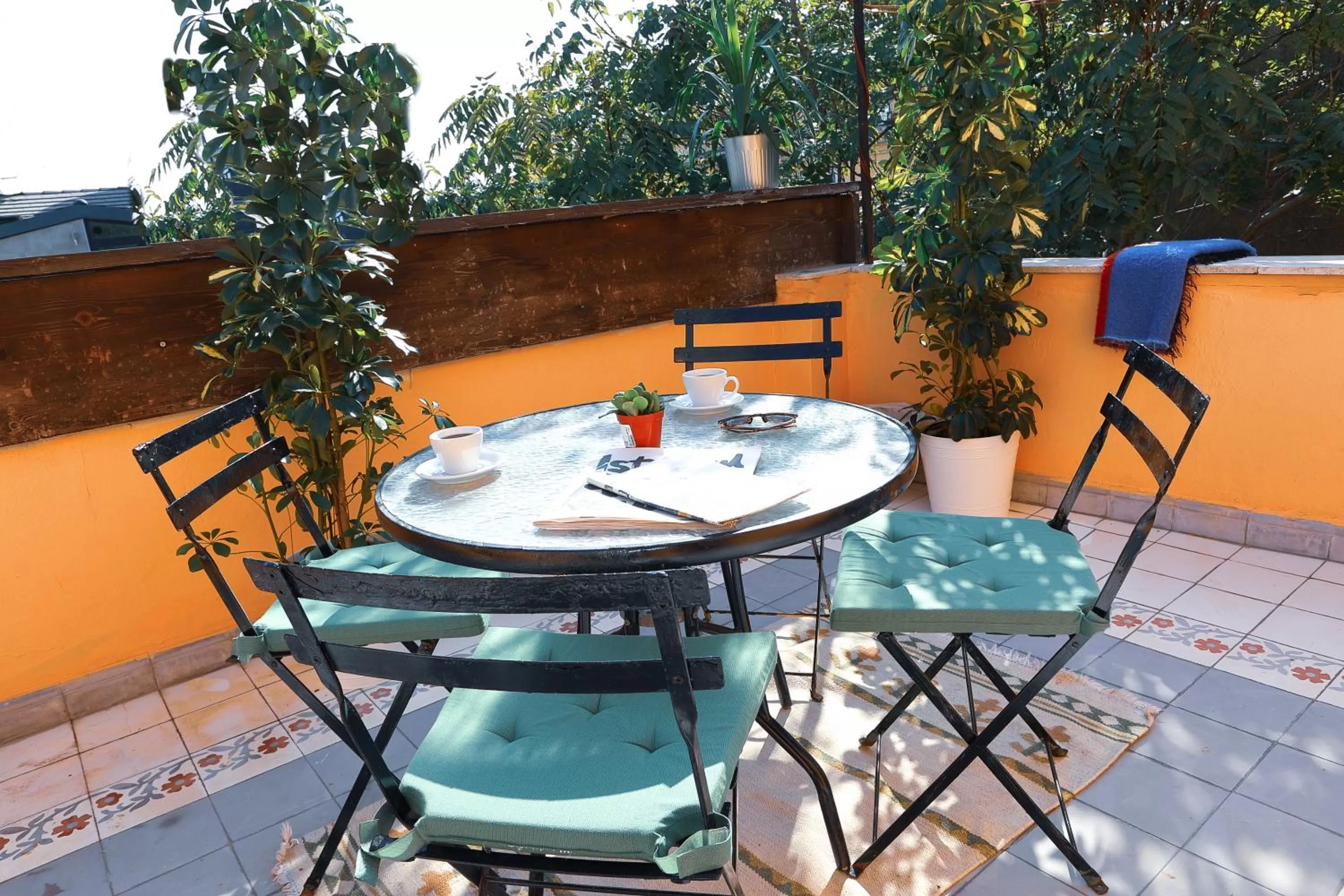 Balcony/Terrace in House MOLA Galata