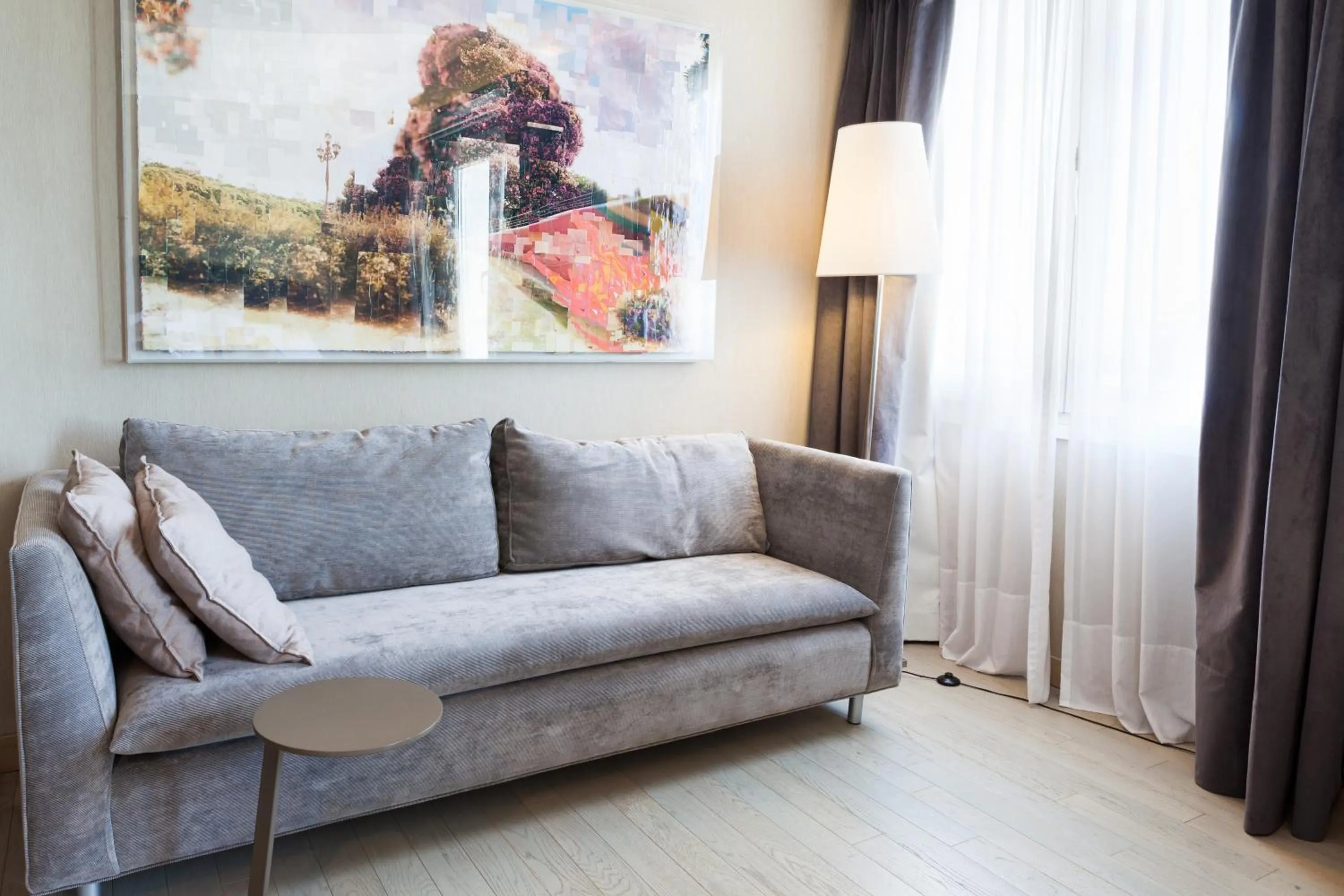 Decorative detail in Esplendor Plaza Francia