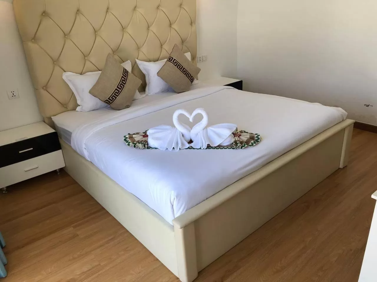 Bed in Jasmine River Front