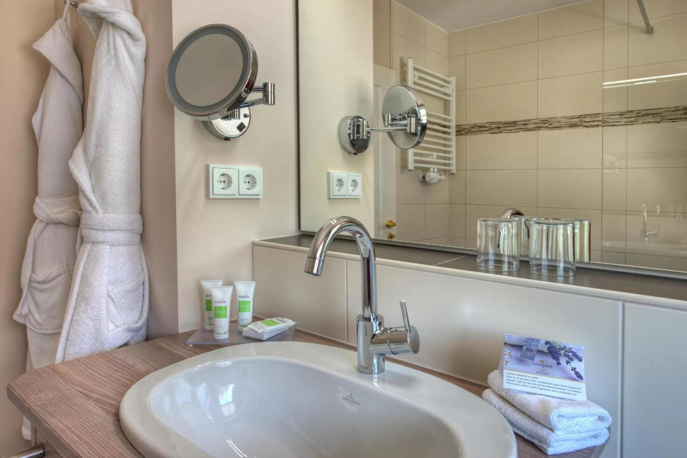 Bathroom in Königshof Hotel Resort