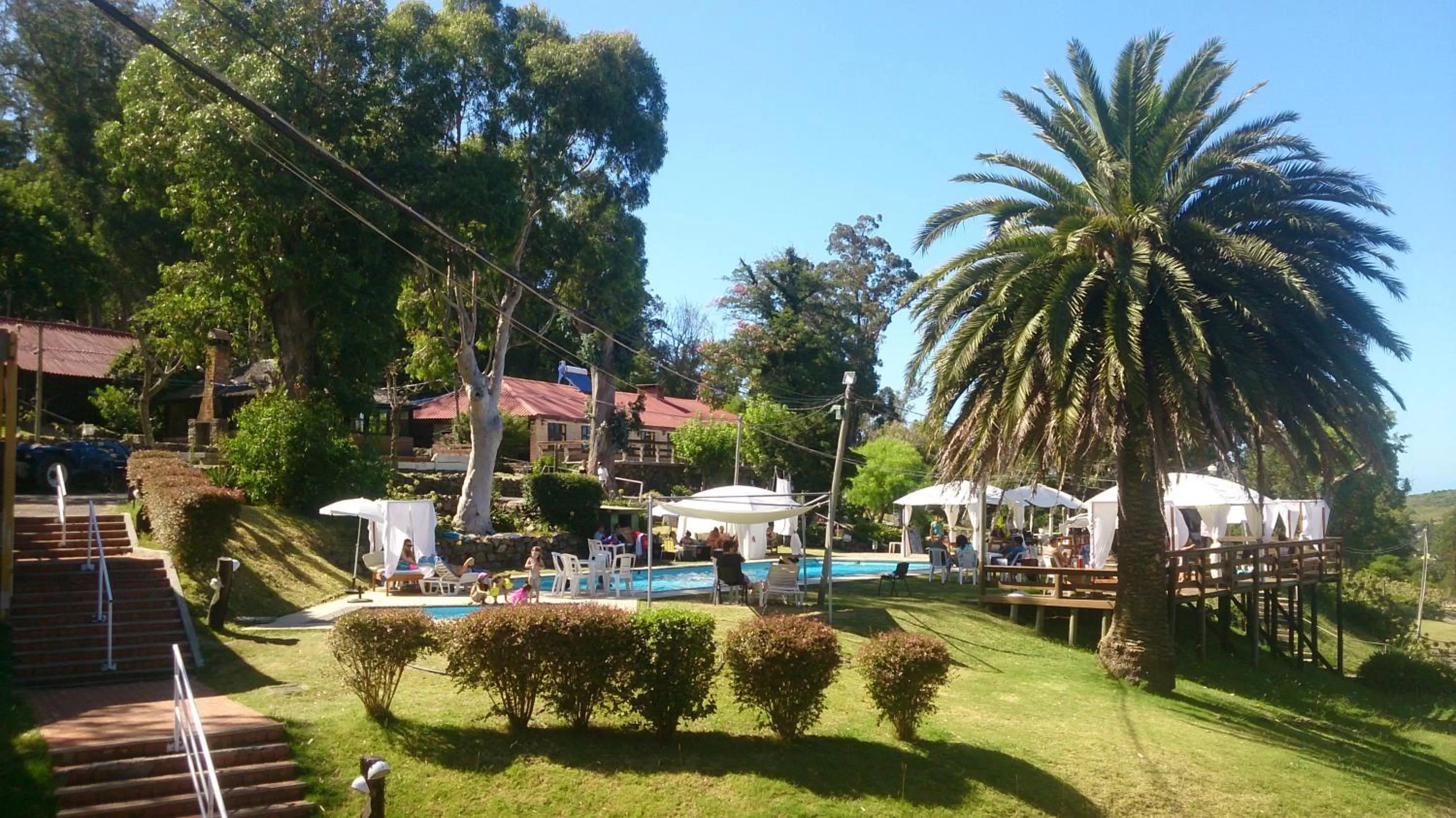Garden, Swimming Pool in Complejo Laderas del Cerro