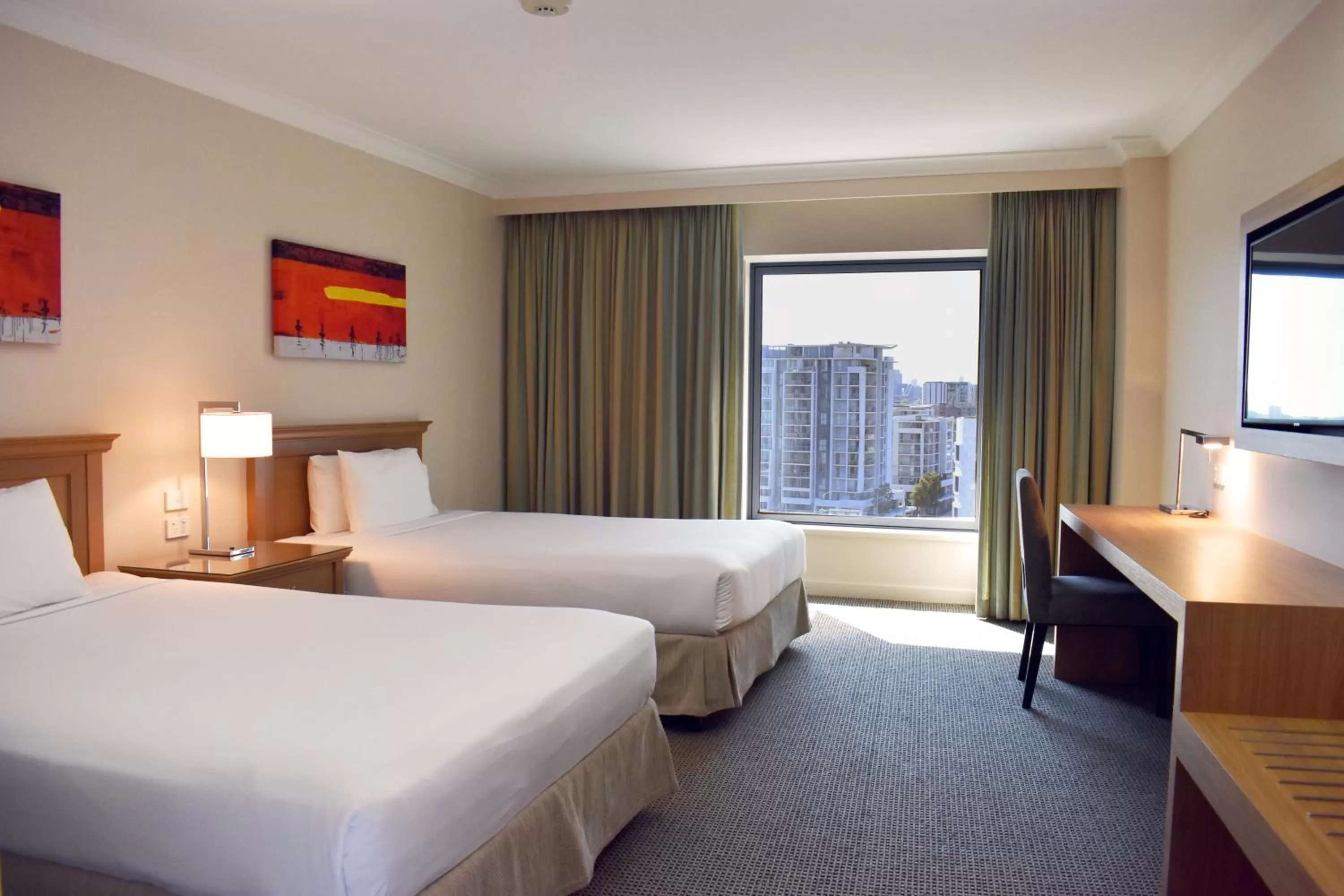 Bedroom, Bed in Stamford Plaza Sydney Airport Hotel & Conference Centre