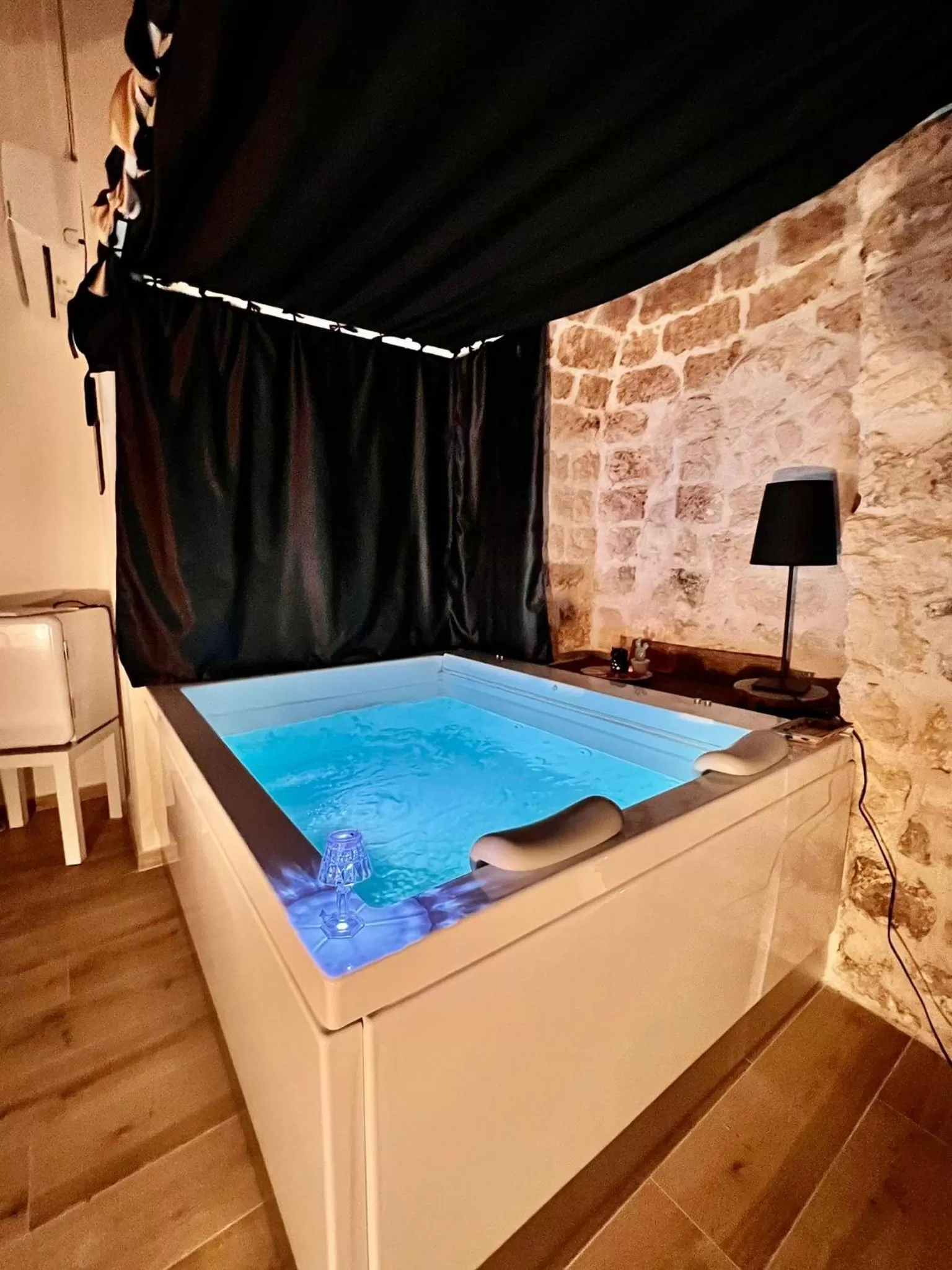 Swimming Pool in La Maison Arco Boccolicchio