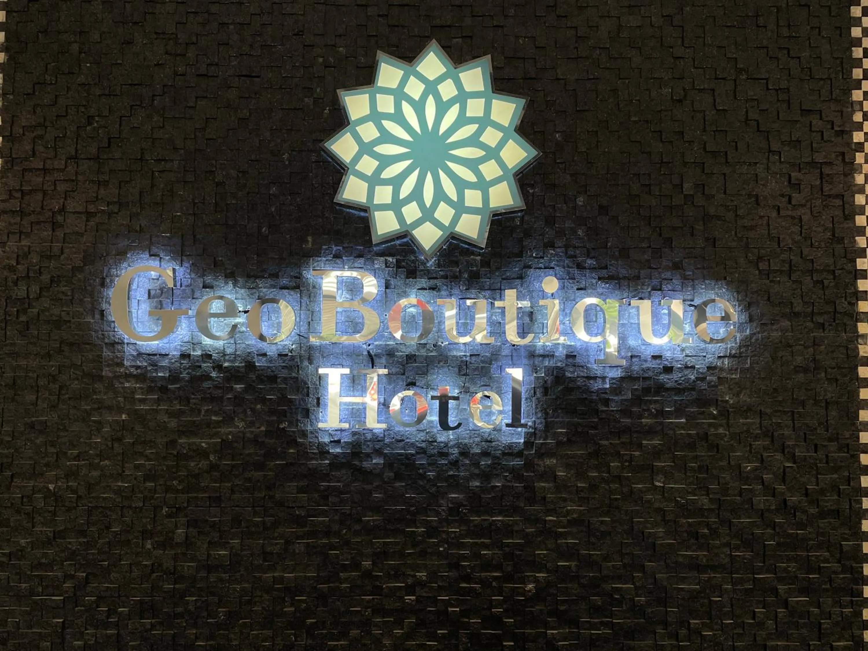 Geo Boutique Hotel - Seri Kembangan