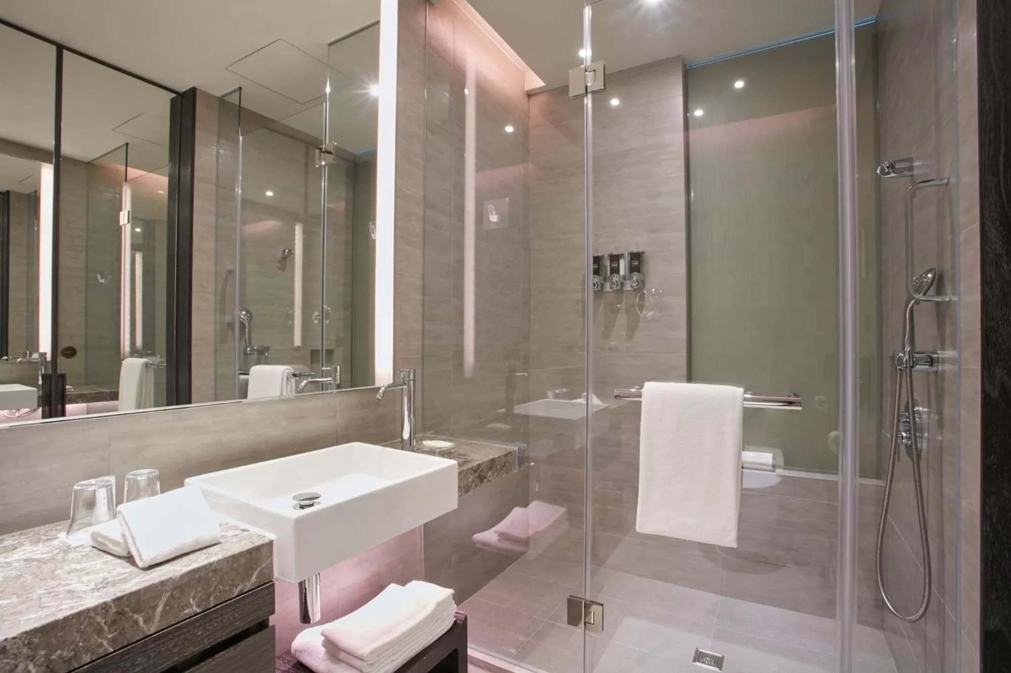 Humble House Taipei, Curio Collection by Hilton