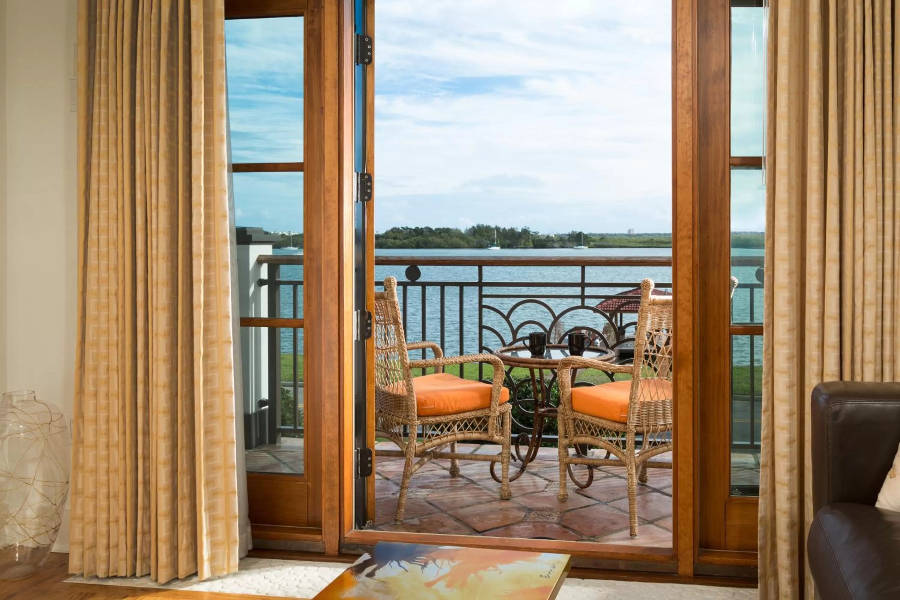 Natural landscape in Black Dolphin Inn