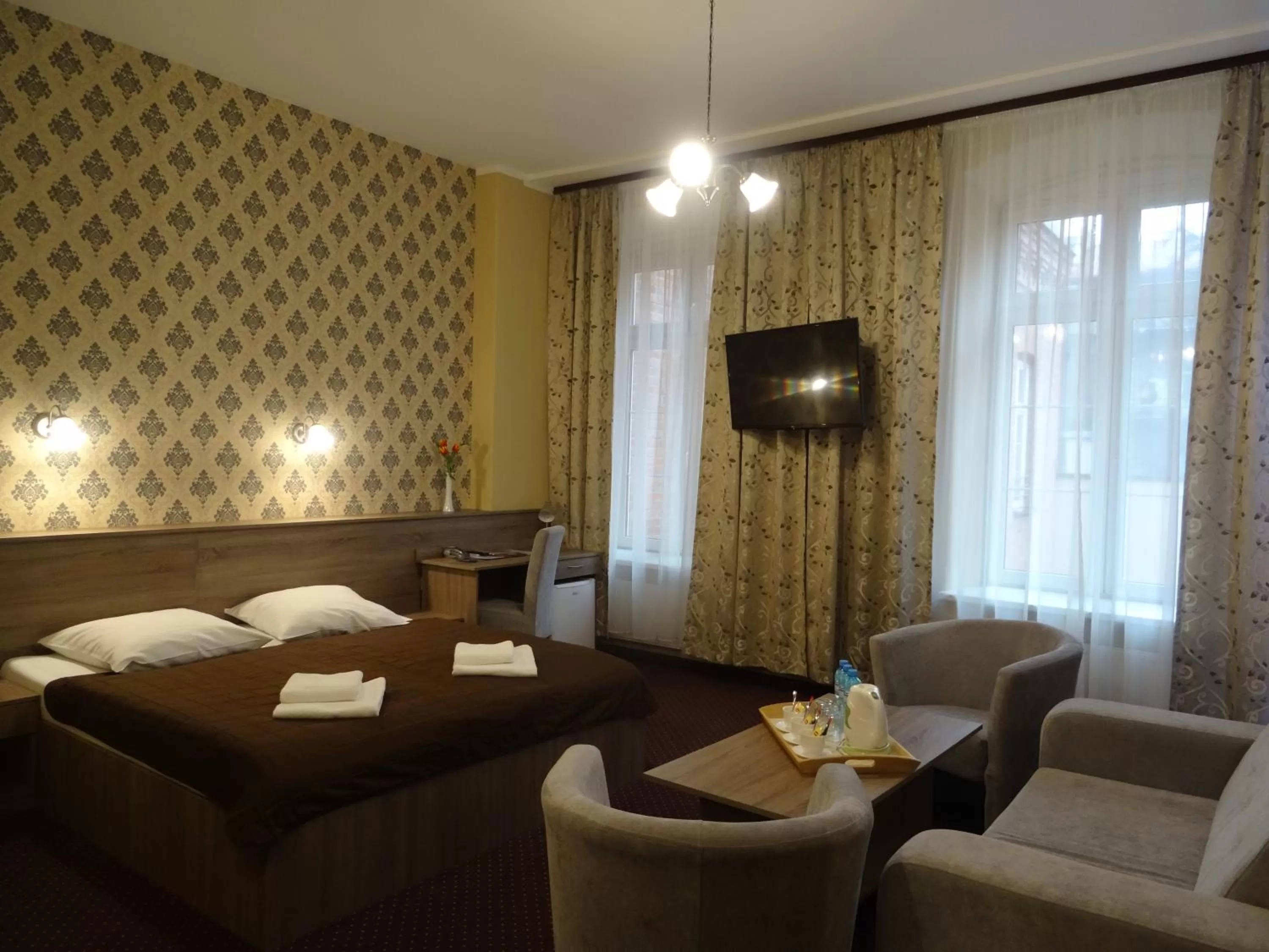 Comfort Double Room with Courtyard View in Hotel Maksymilian