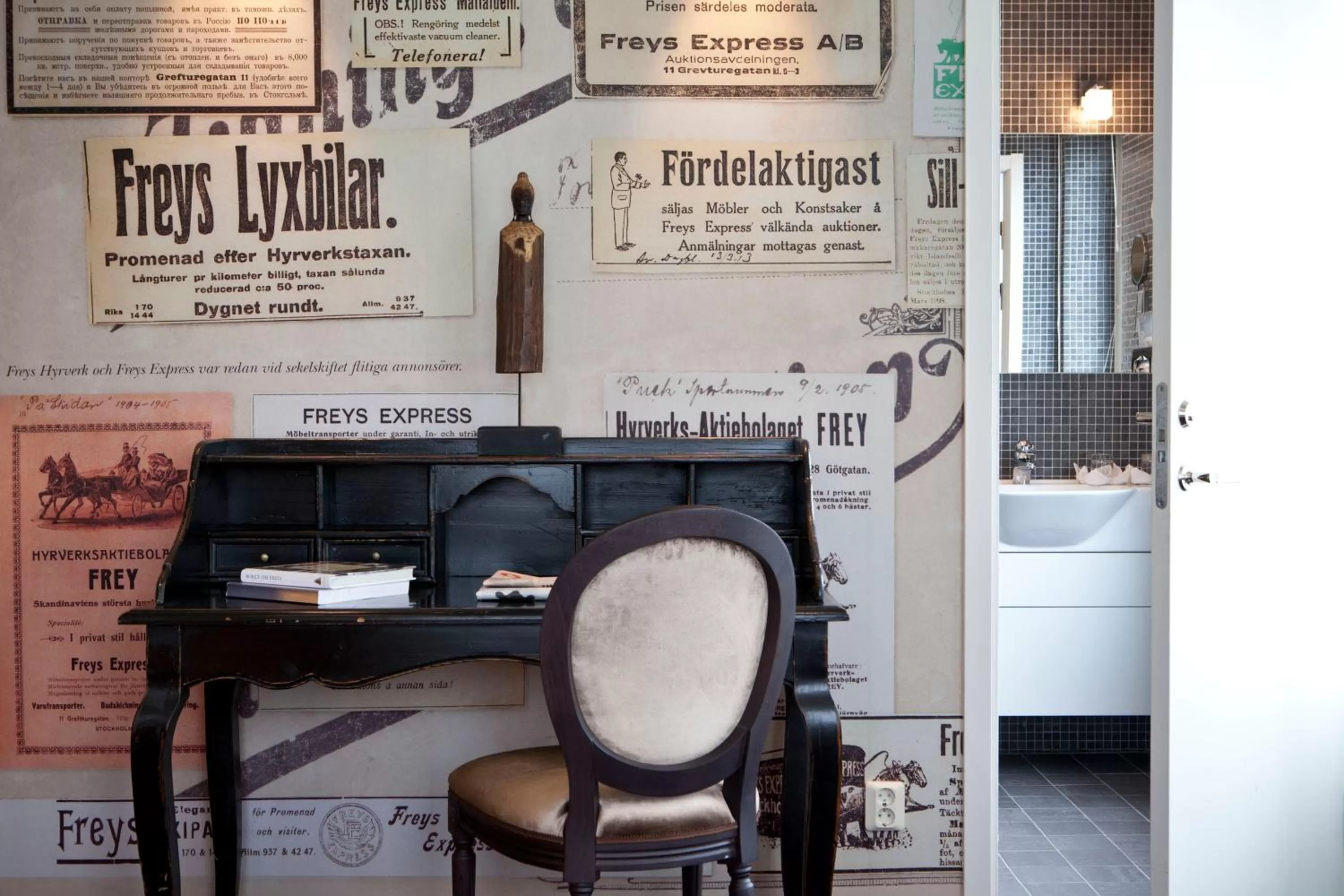 Bathroom in Freys Hotel