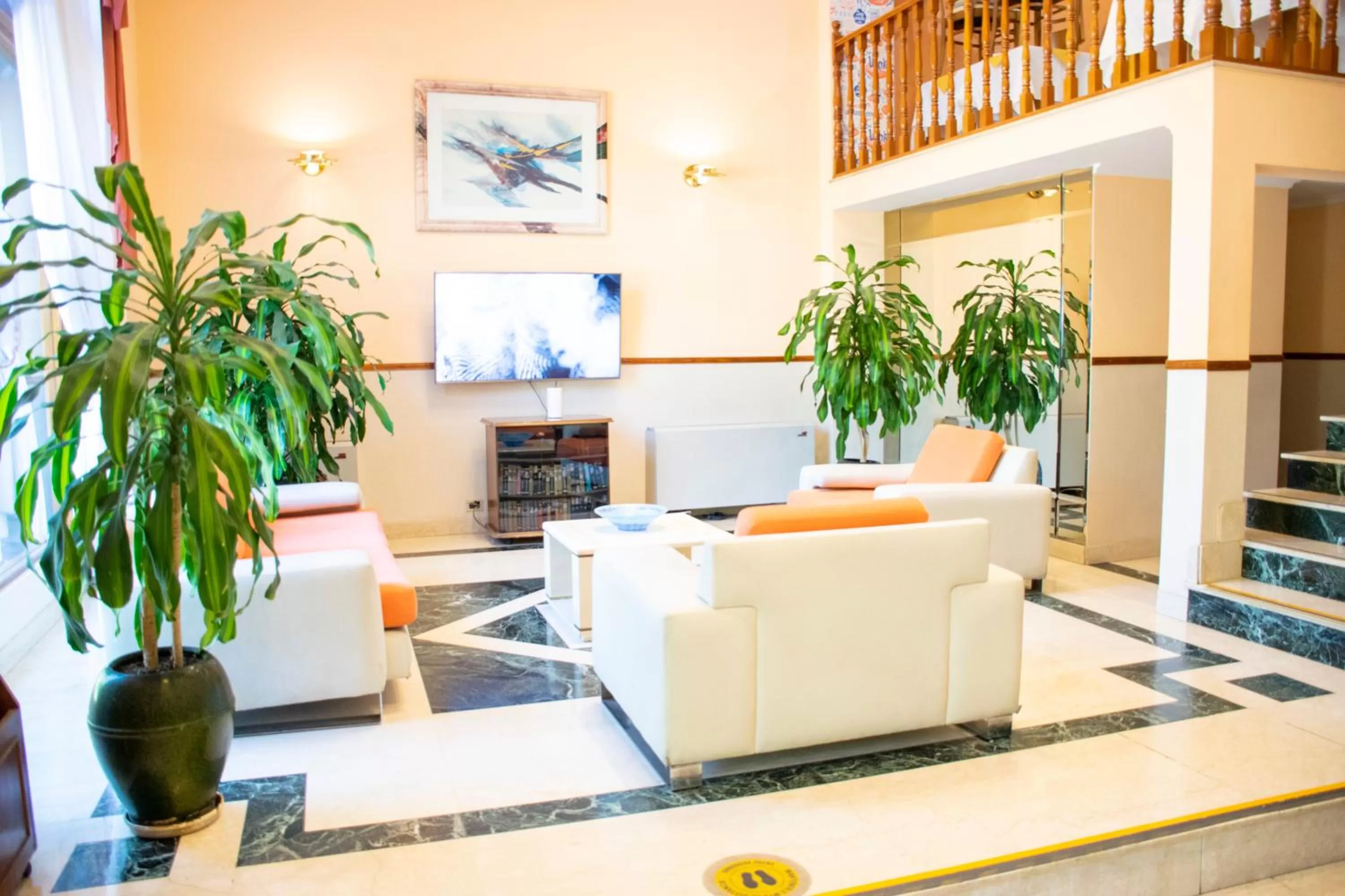 TV and multimedia in Hotel Internacional