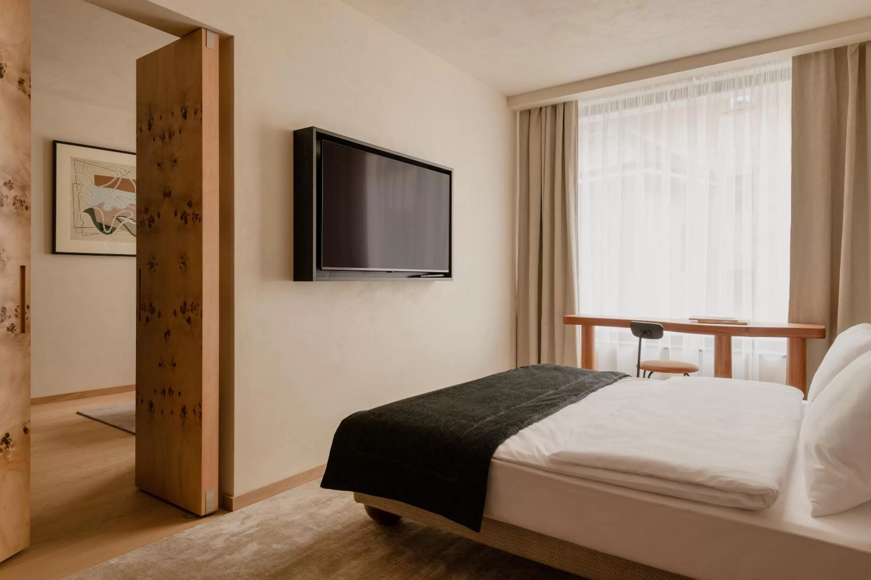 TV and multimedia, Bed in Warszauer Hotel