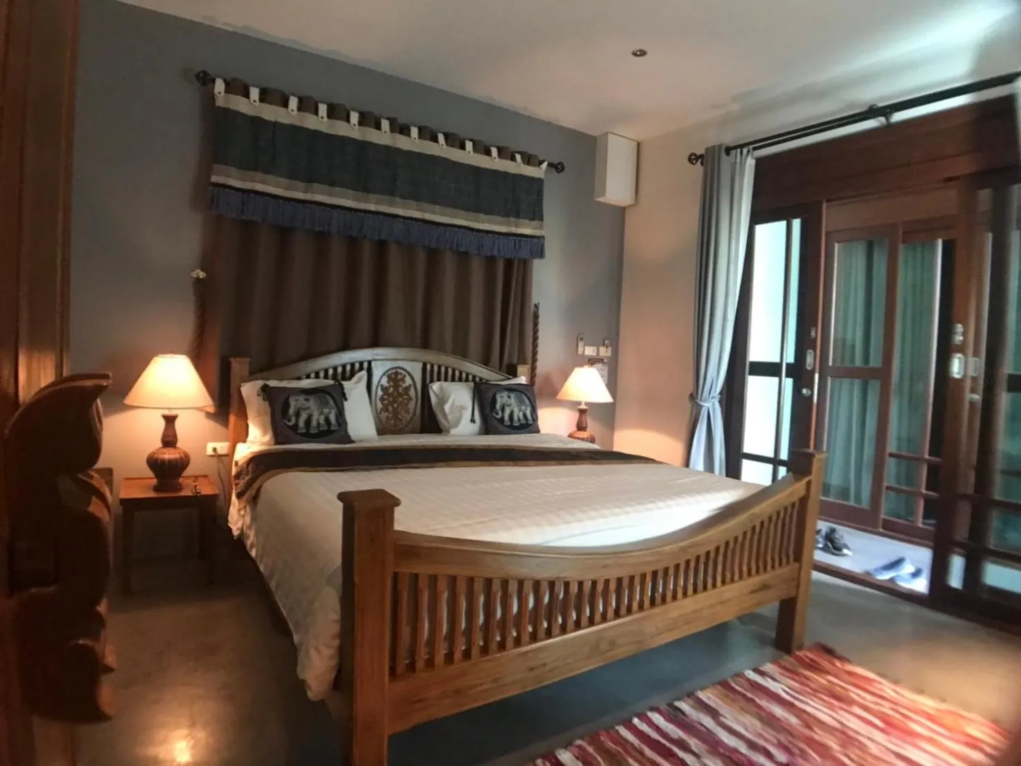 Bed in The Twenty Lodge