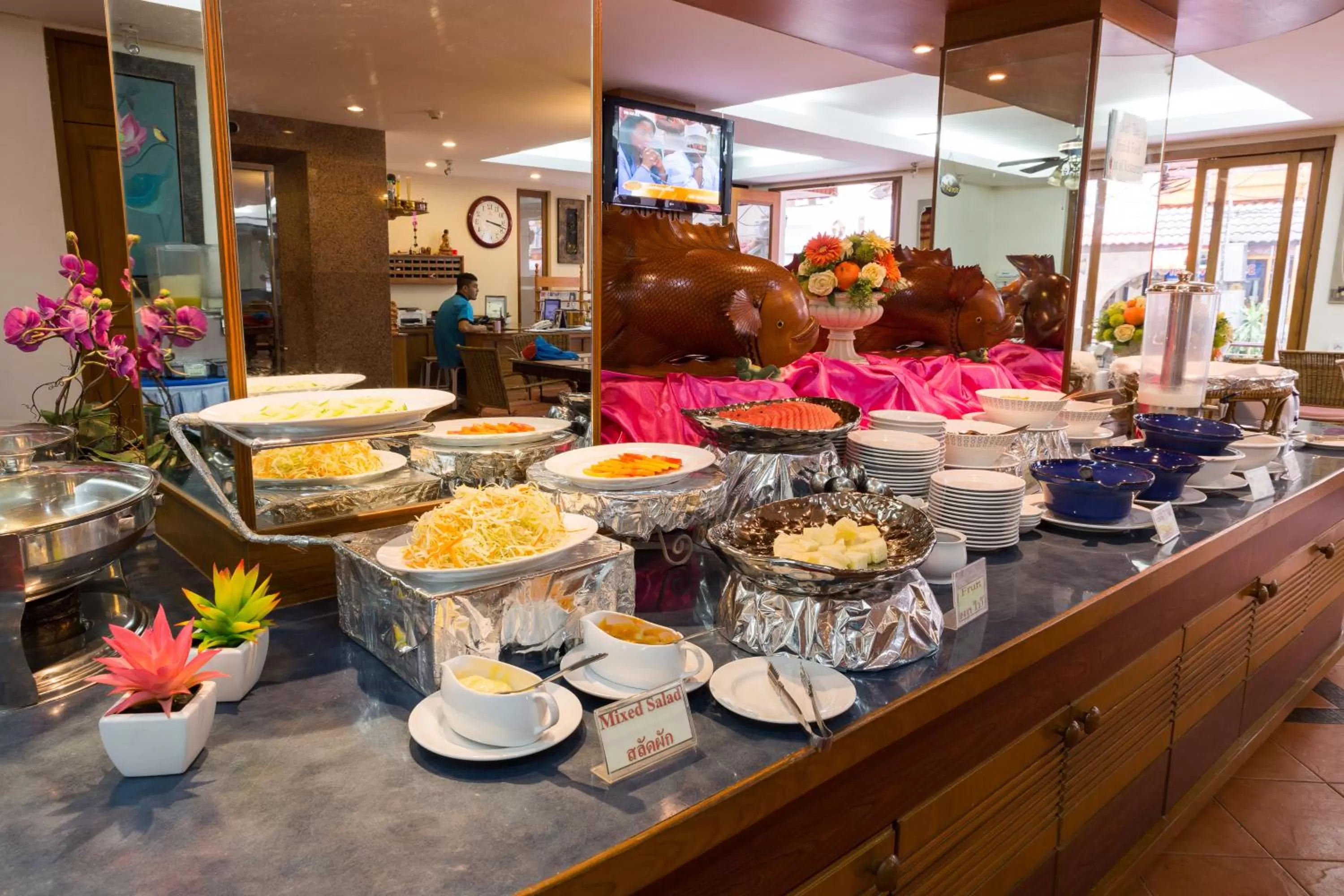 Restaurant/places to eat in Thipurai Beach Hotel