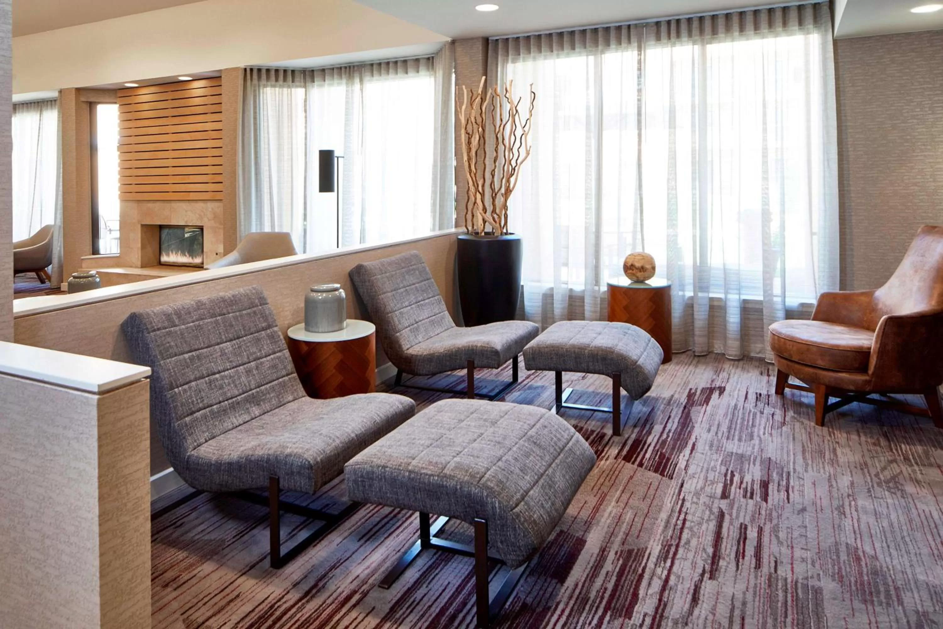 Lobby or reception in Sonesta Select Raleigh Durham Airport Morrisville