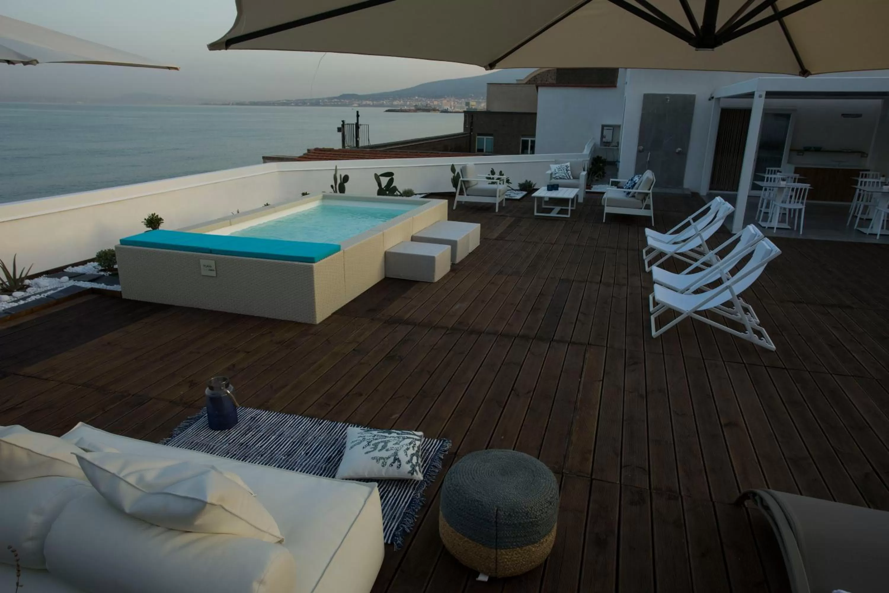 Swimming pool in La Chiaja art&relais