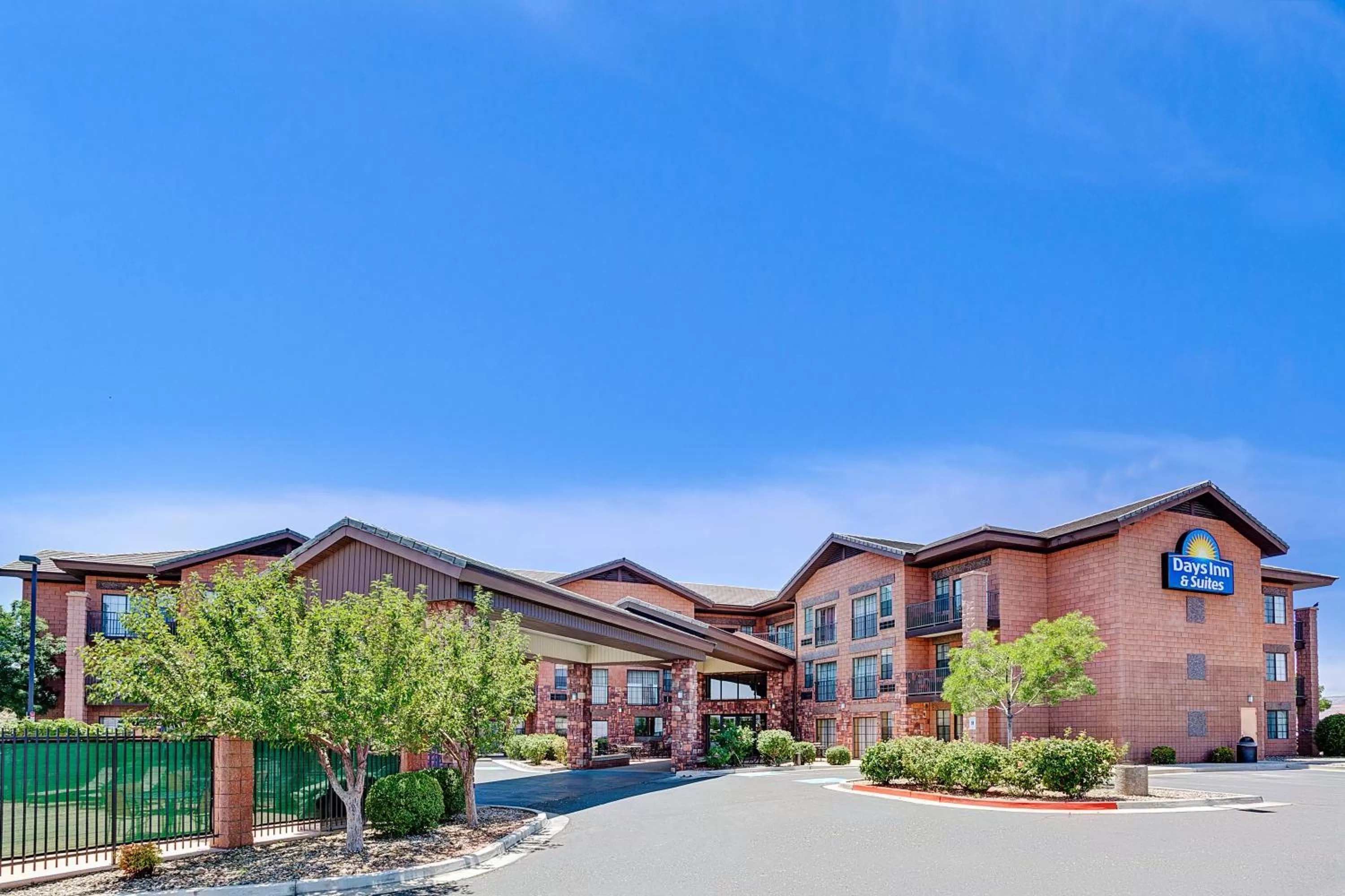 Property building in Days Inn & Suites by Wyndham Page Lake Powell