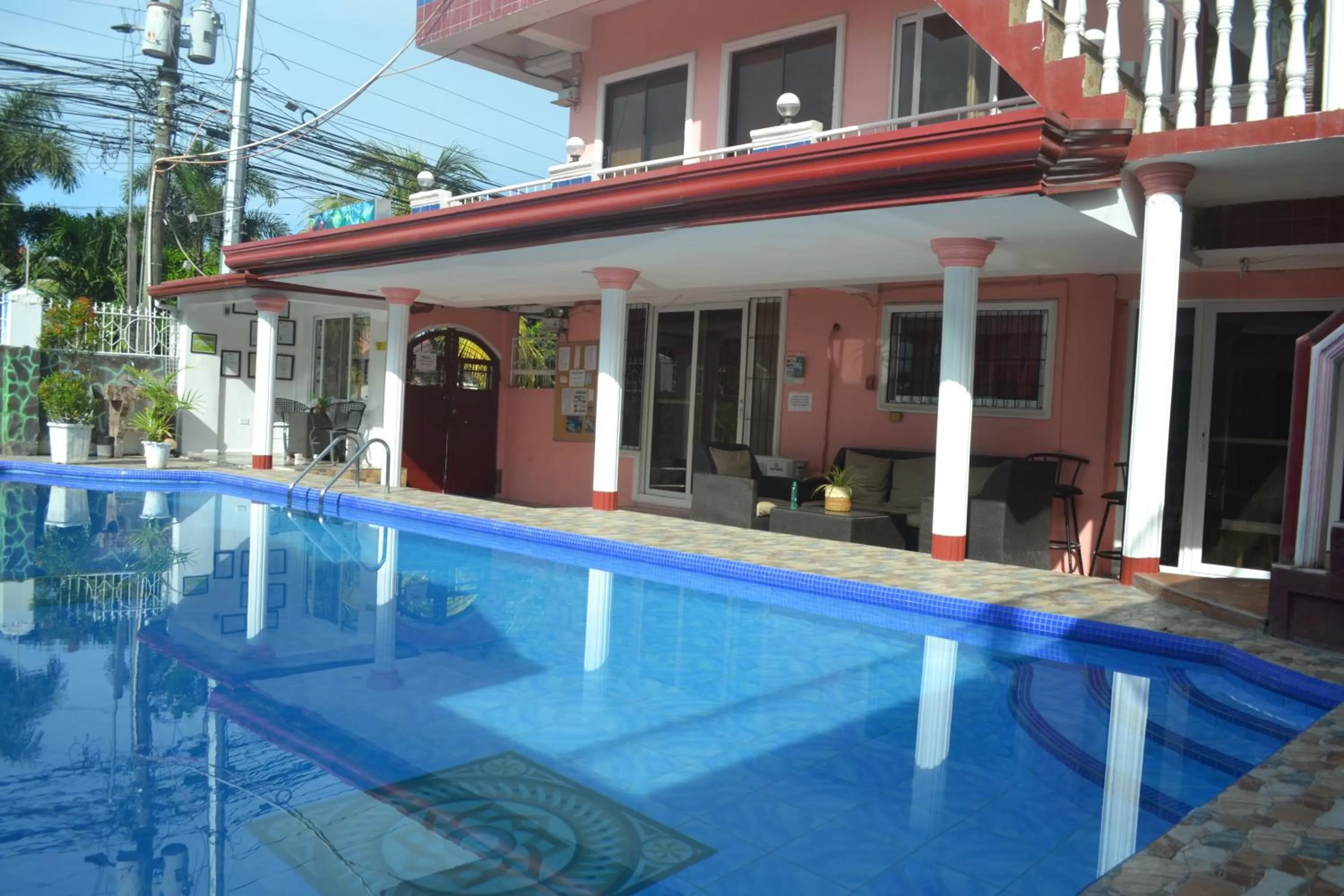 Swimming pool in Villa Prescilla