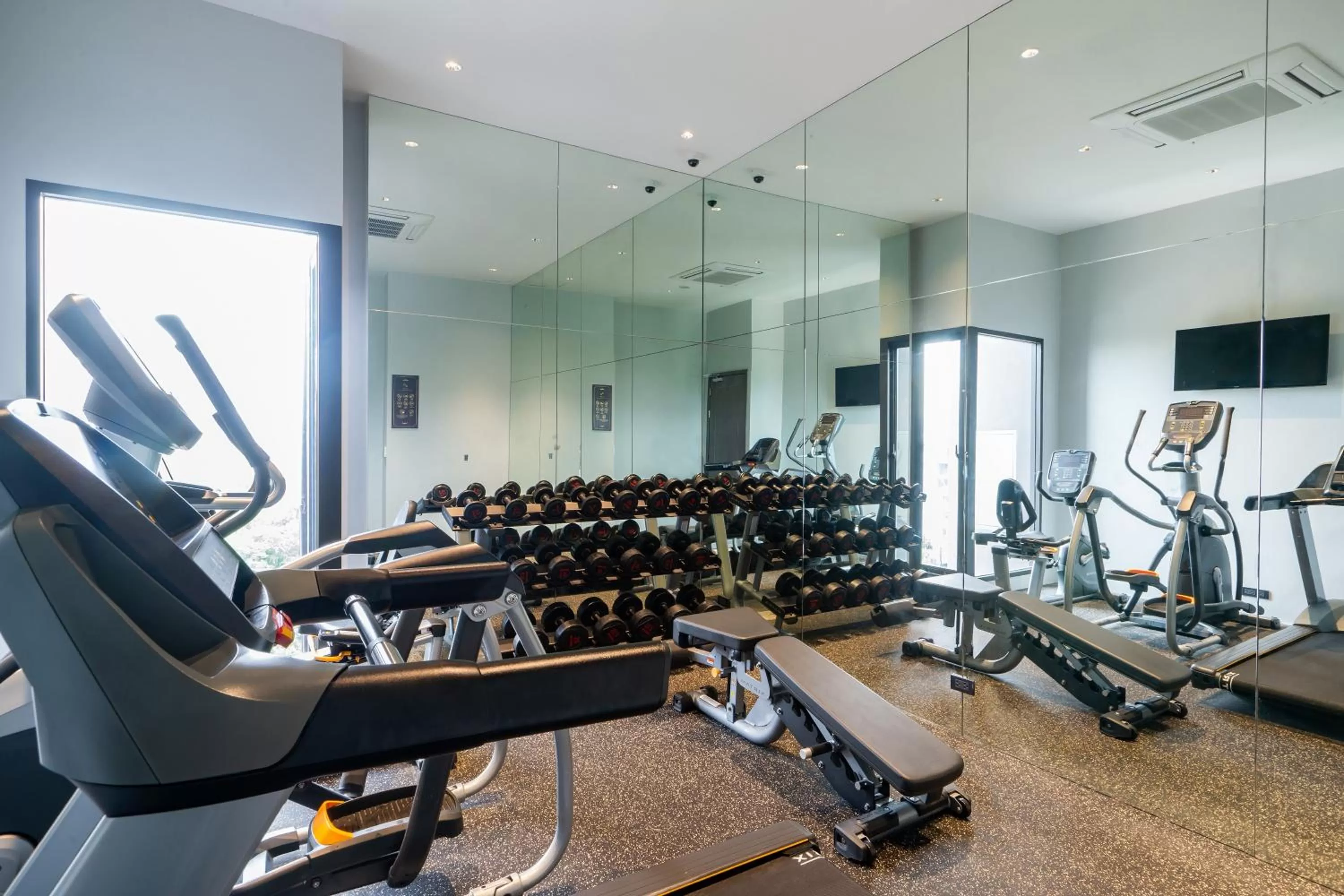 Fitness centre/facilities in The Quartier Hotel Phromphong - Thonglor
