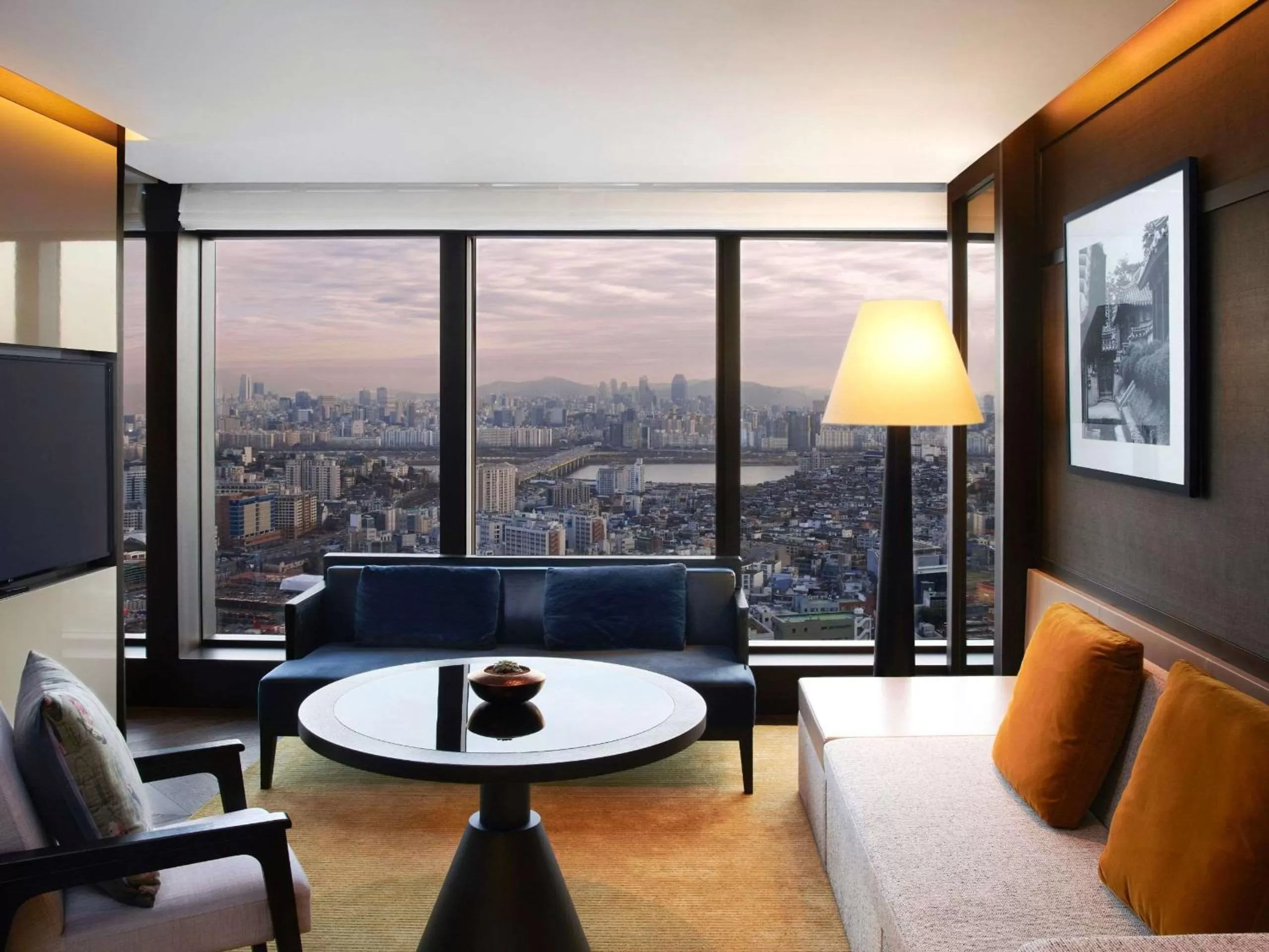 Photo of the whole room in Grand Hyatt Seoul