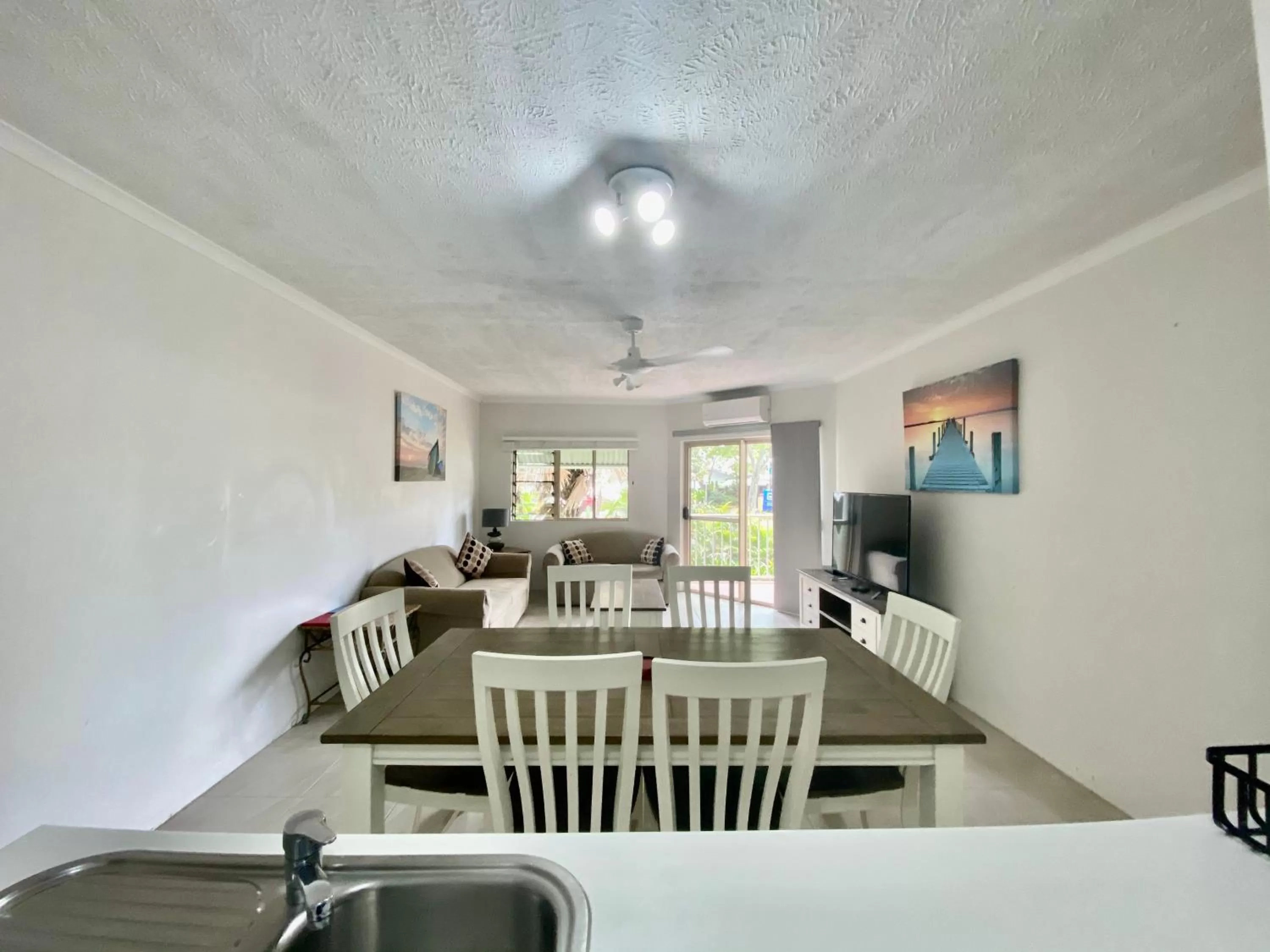Living room in Cairns Beach Resort