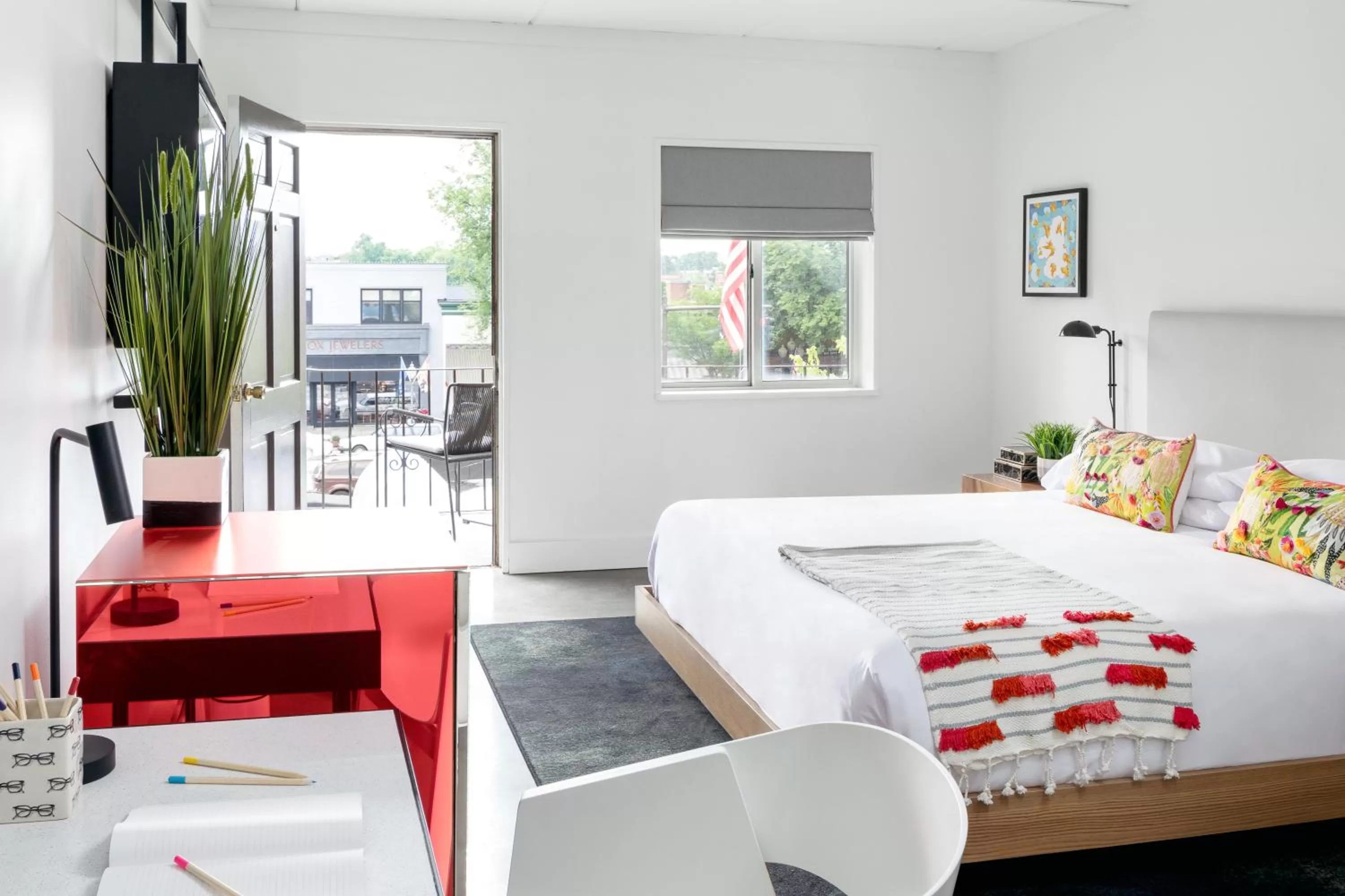 Bedroom, Bed in Bluebird Spa City Motor Lodge