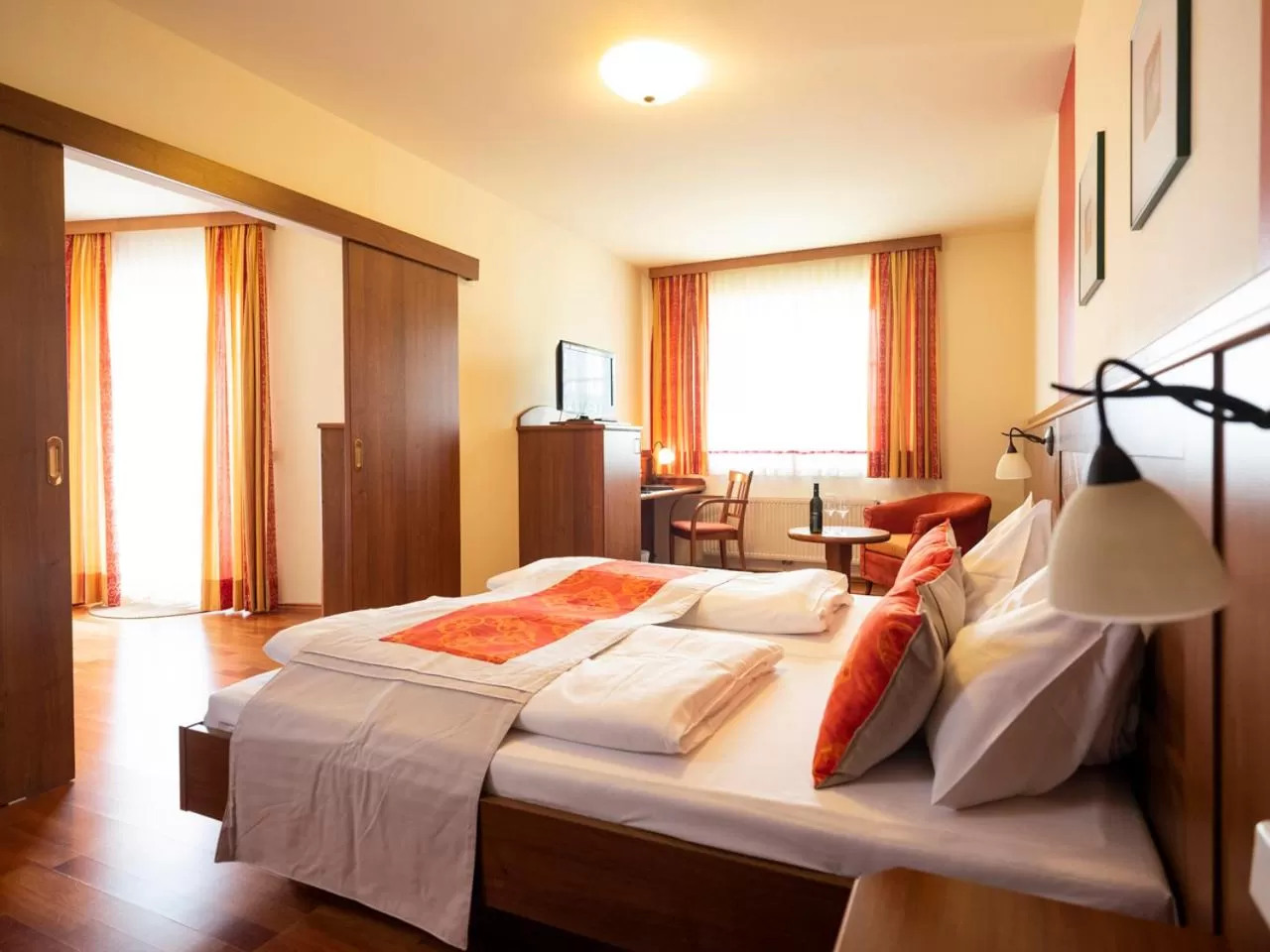 Photo of the whole room, Bed in Hotel Neustifter