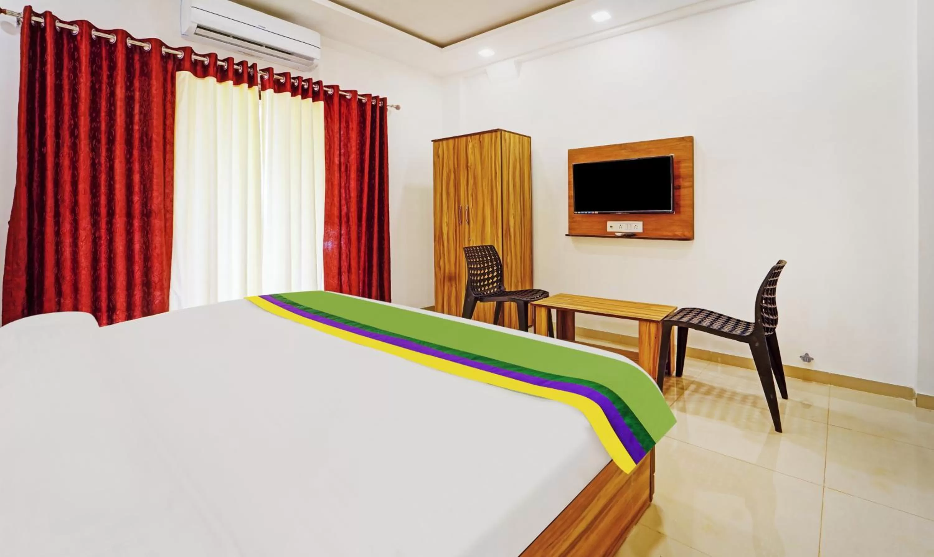 Bed in Treebo Trend Infinity View