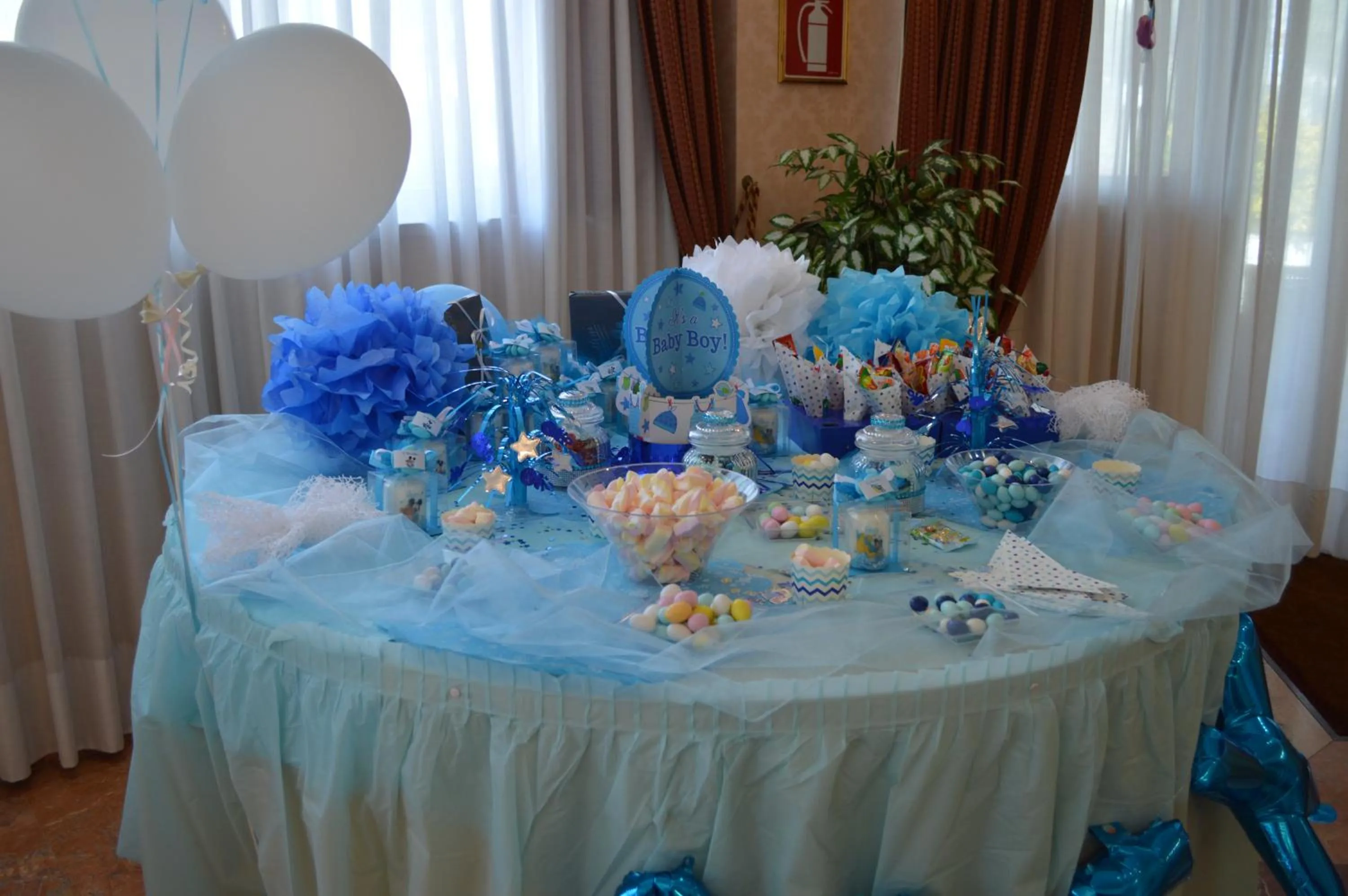 Restaurant/places to eat in Hotel Principe