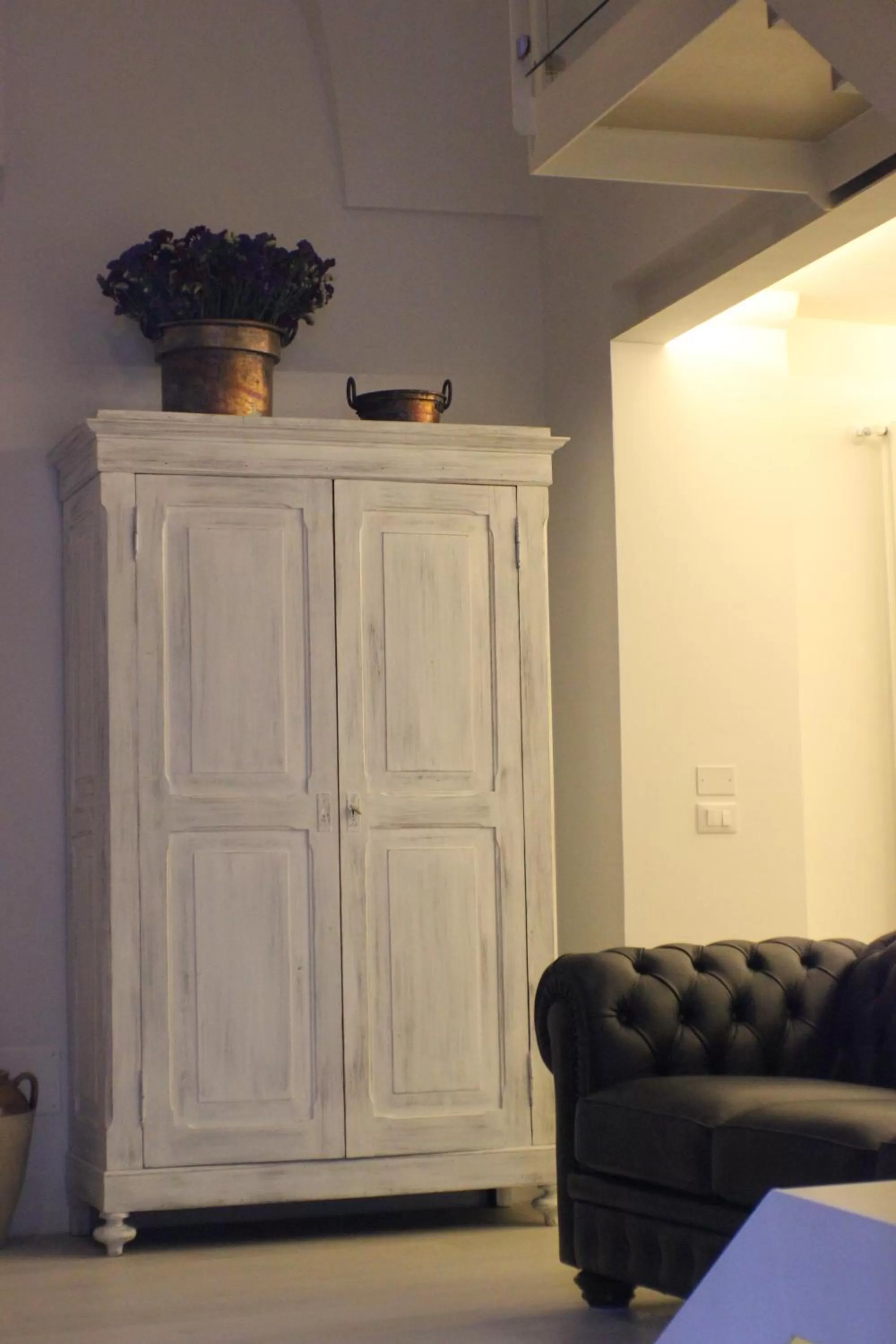 Communal lounge/ TV room in La Finestra sul Convitto B&B