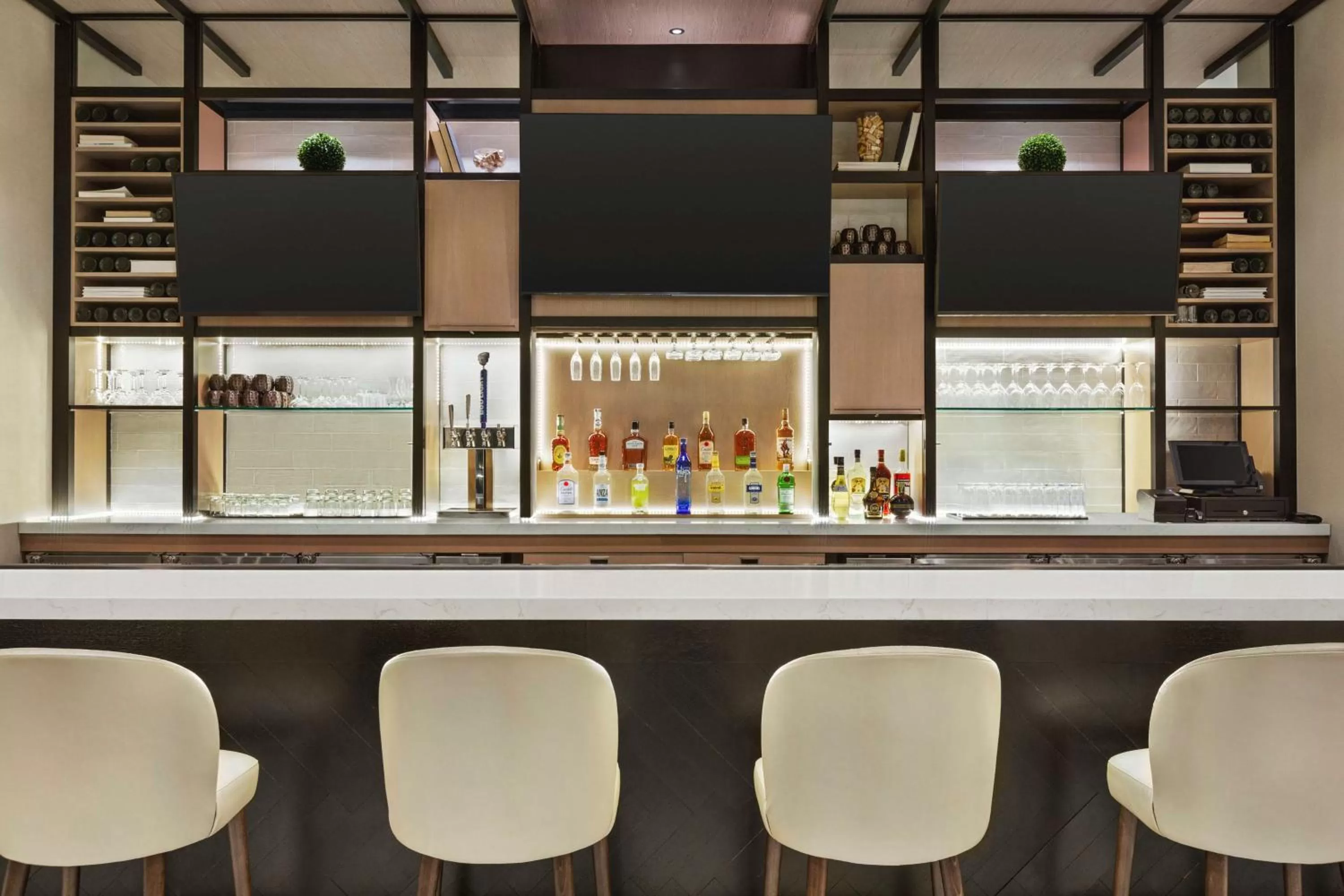 Lounge or bar in Home2 Suites By Hilton Nashville West End Avenue