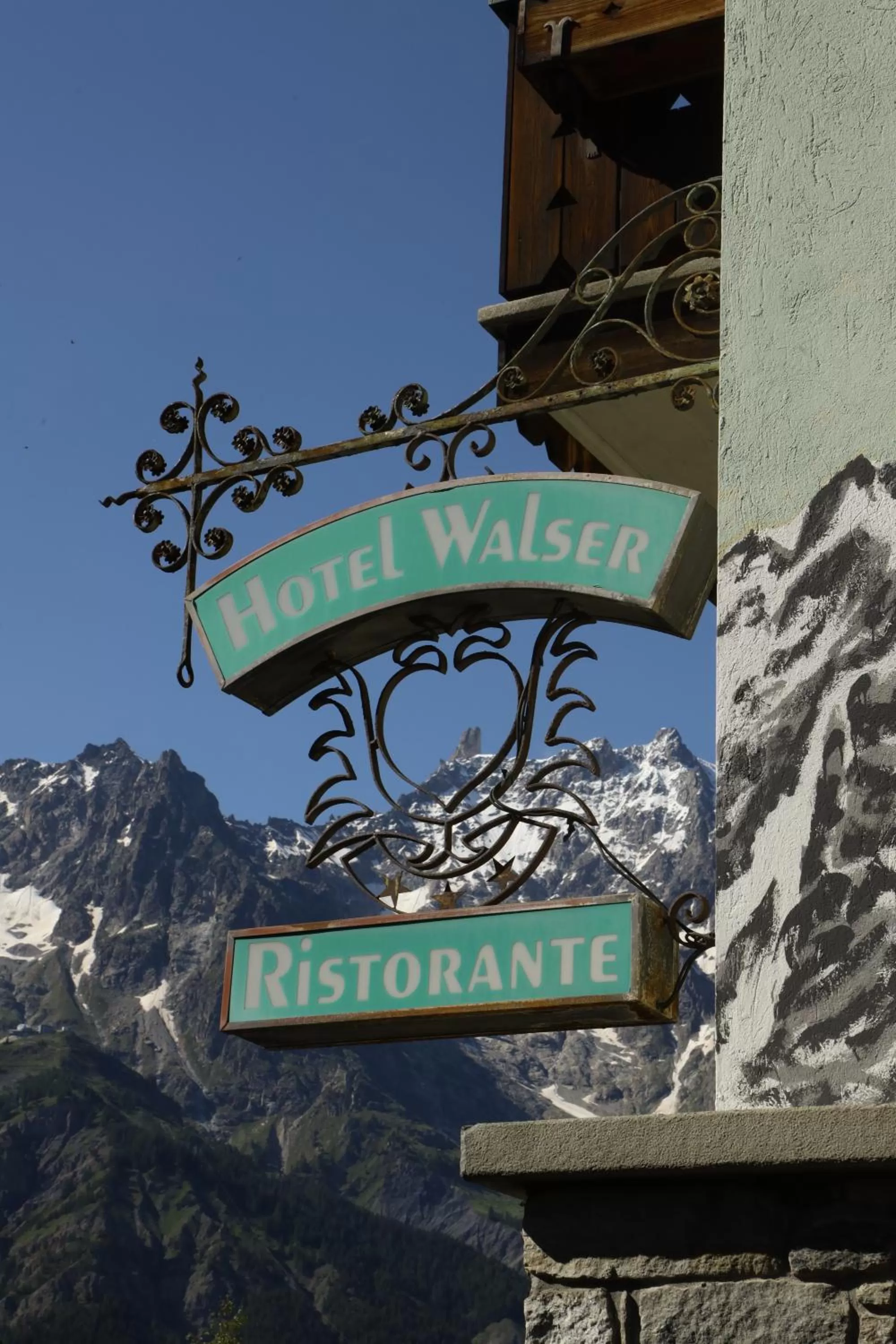 Property logo or sign in Hotel Walser Courmayeur