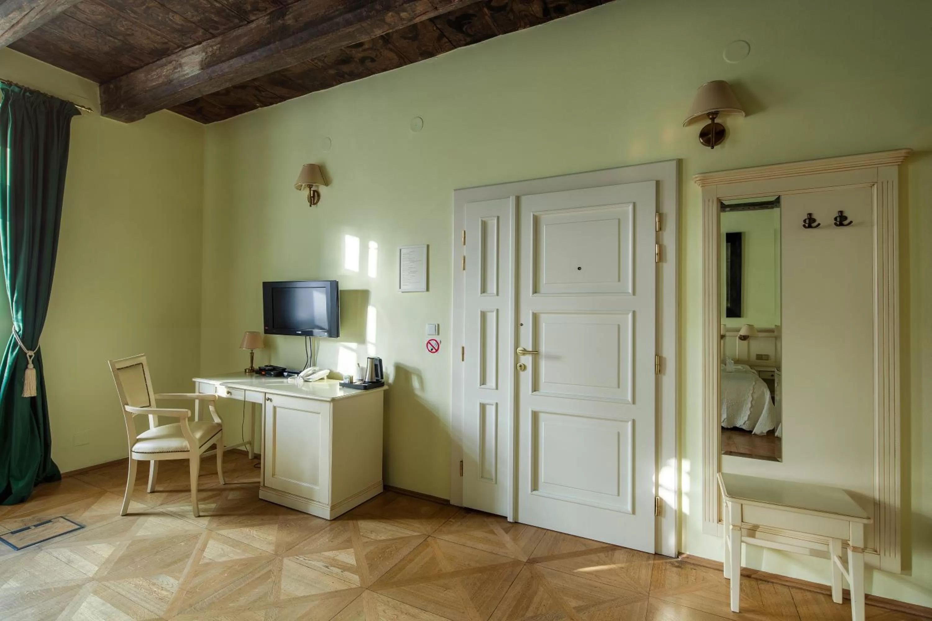 Decorative detail in Tyn Yard Residence