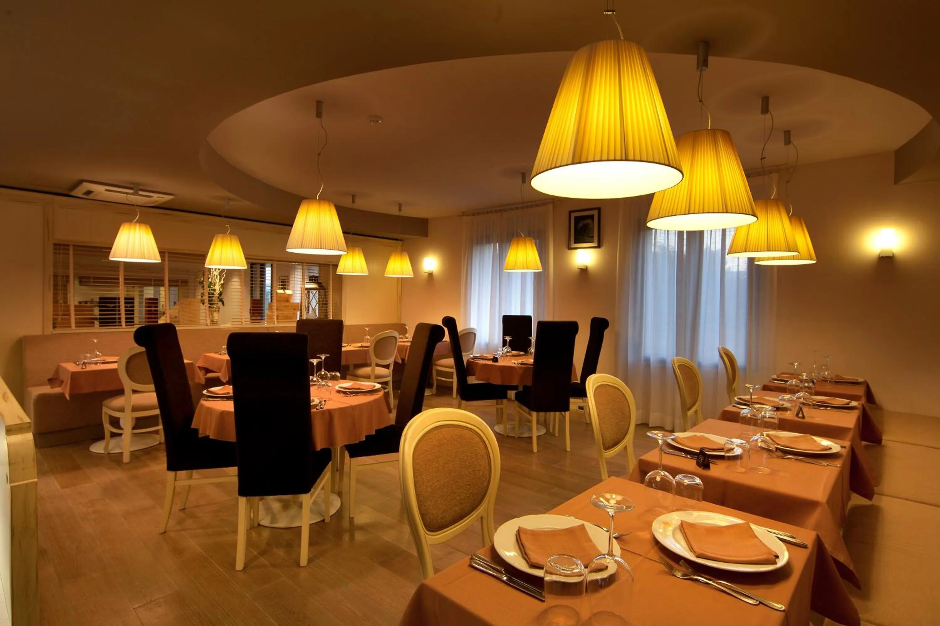 Restaurant/places to eat in Gran Paradiso Hotel Spa