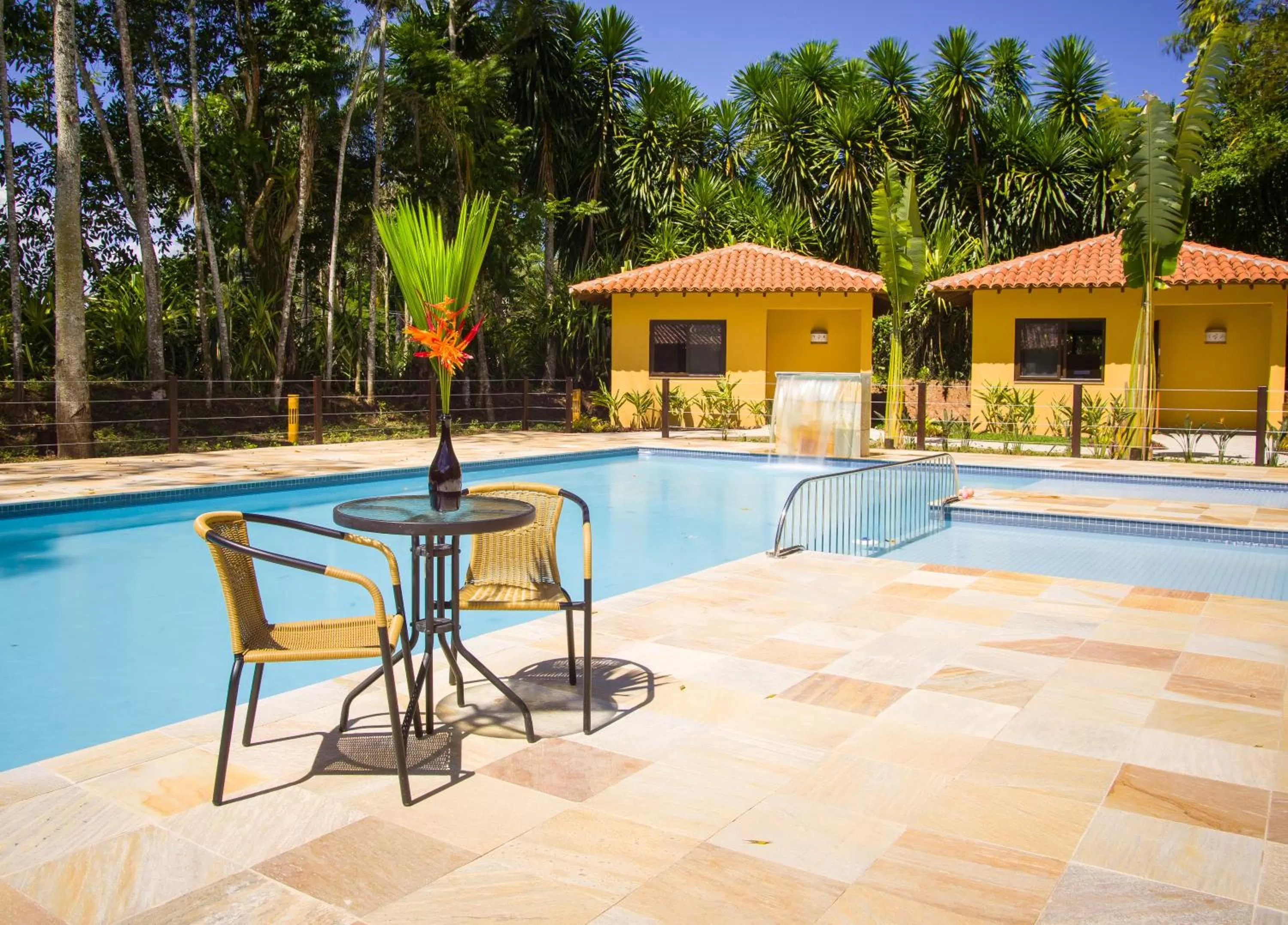 Swimming Pool in Fradissimo Hotel