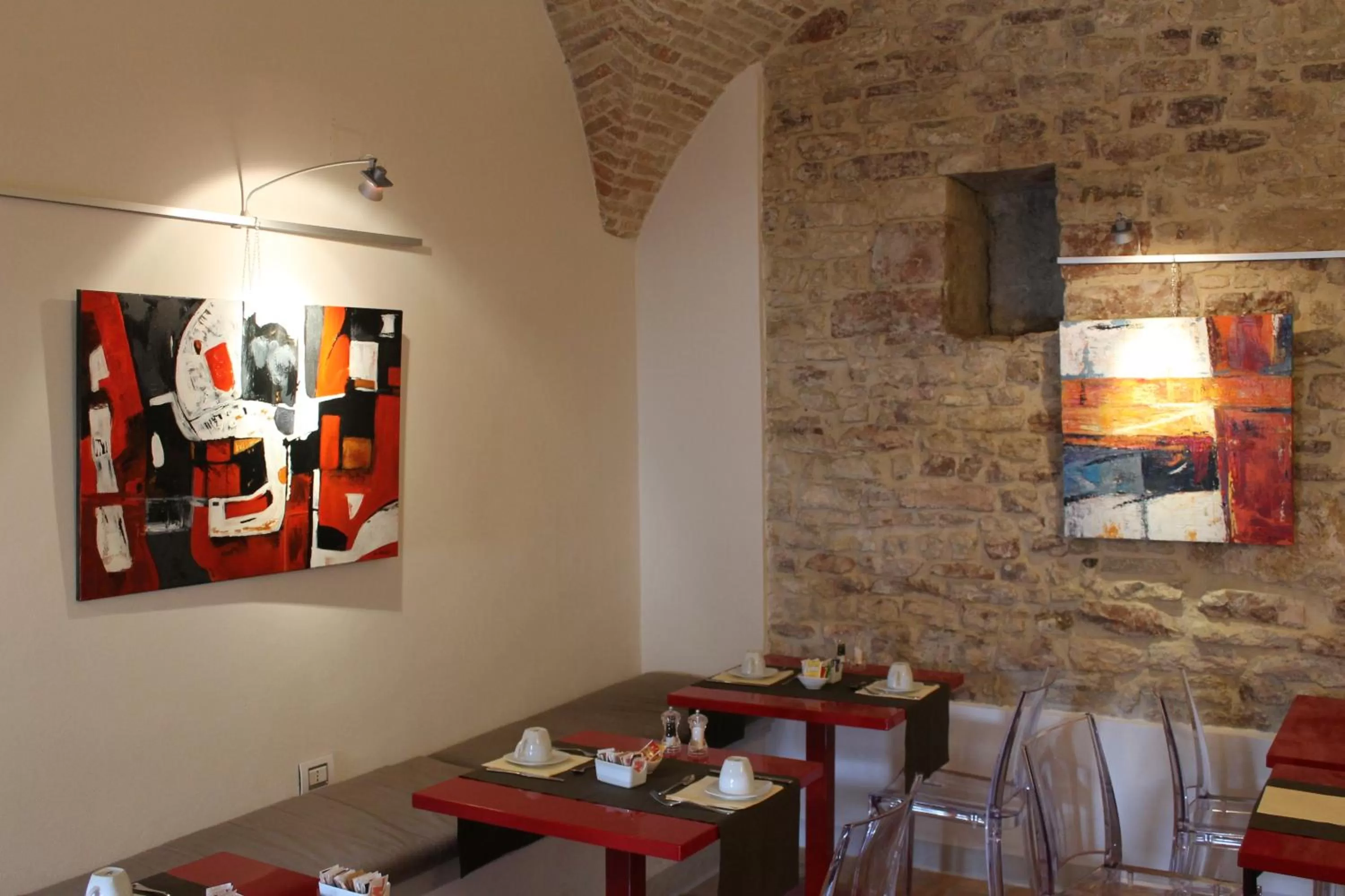 Restaurant/places to eat in Hotel Sorella Luna