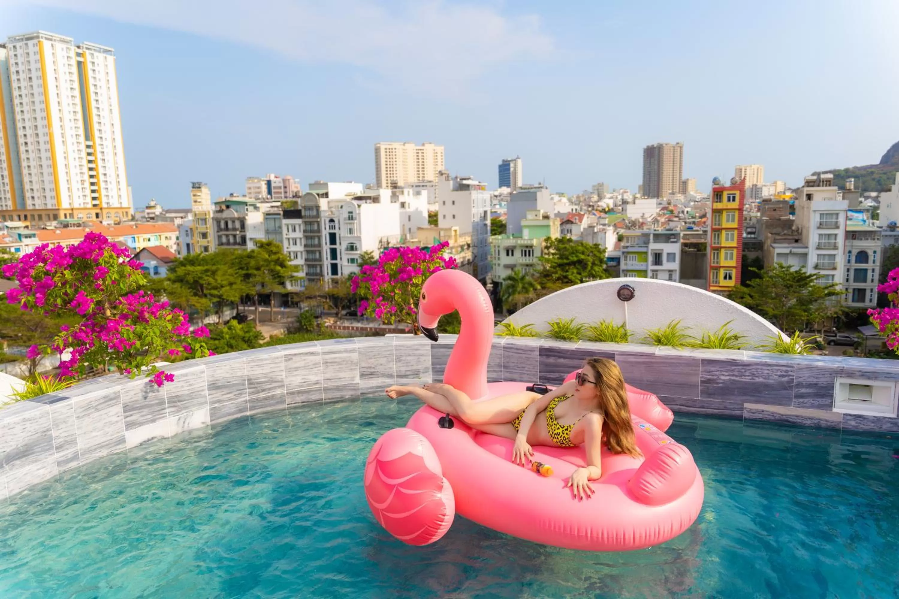 Swimming pool in La Casa Boutique Hotel