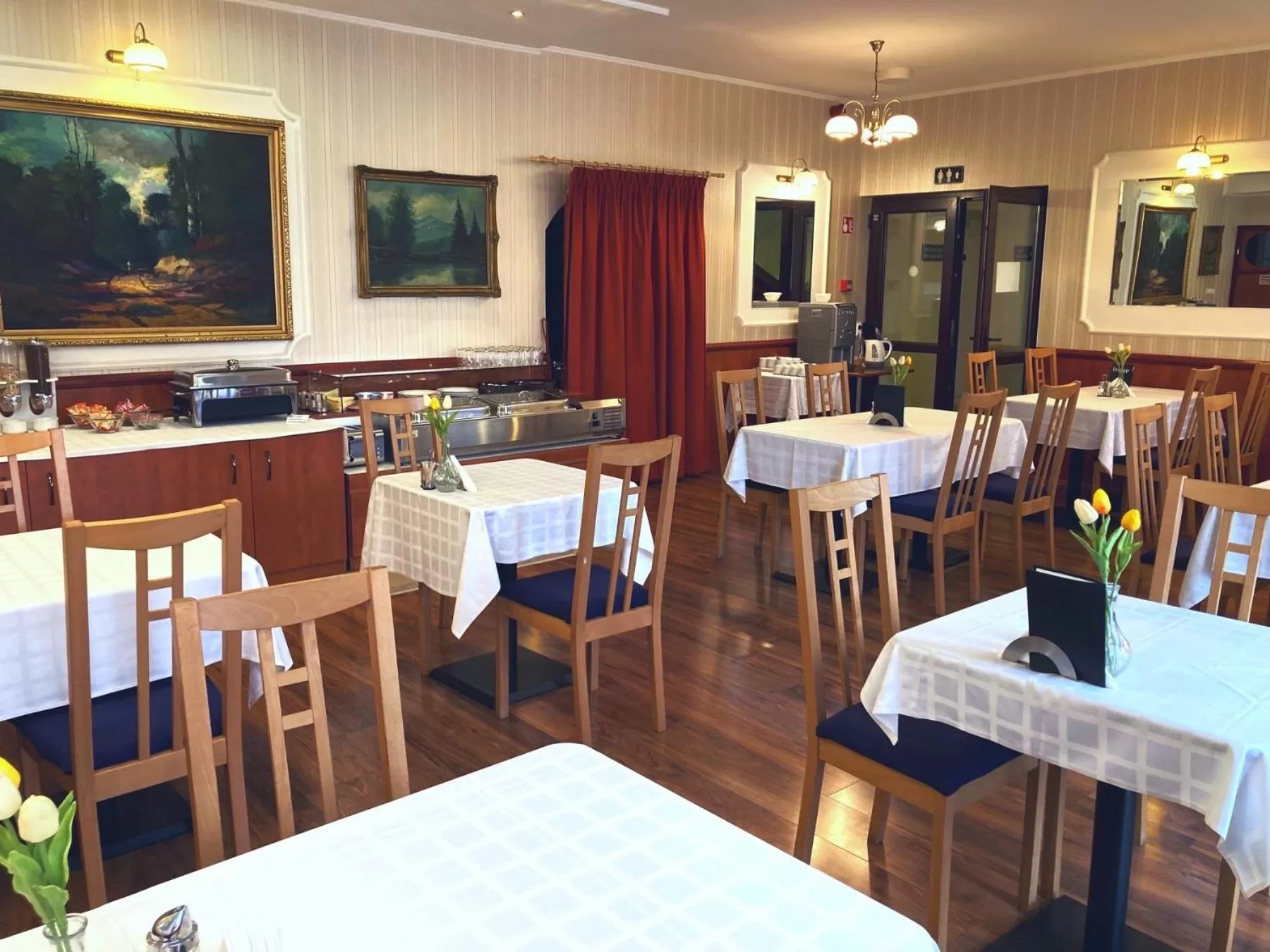 Buffet breakfast, Restaurant/Places to Eat in Liza Aqua & Conference Hotel