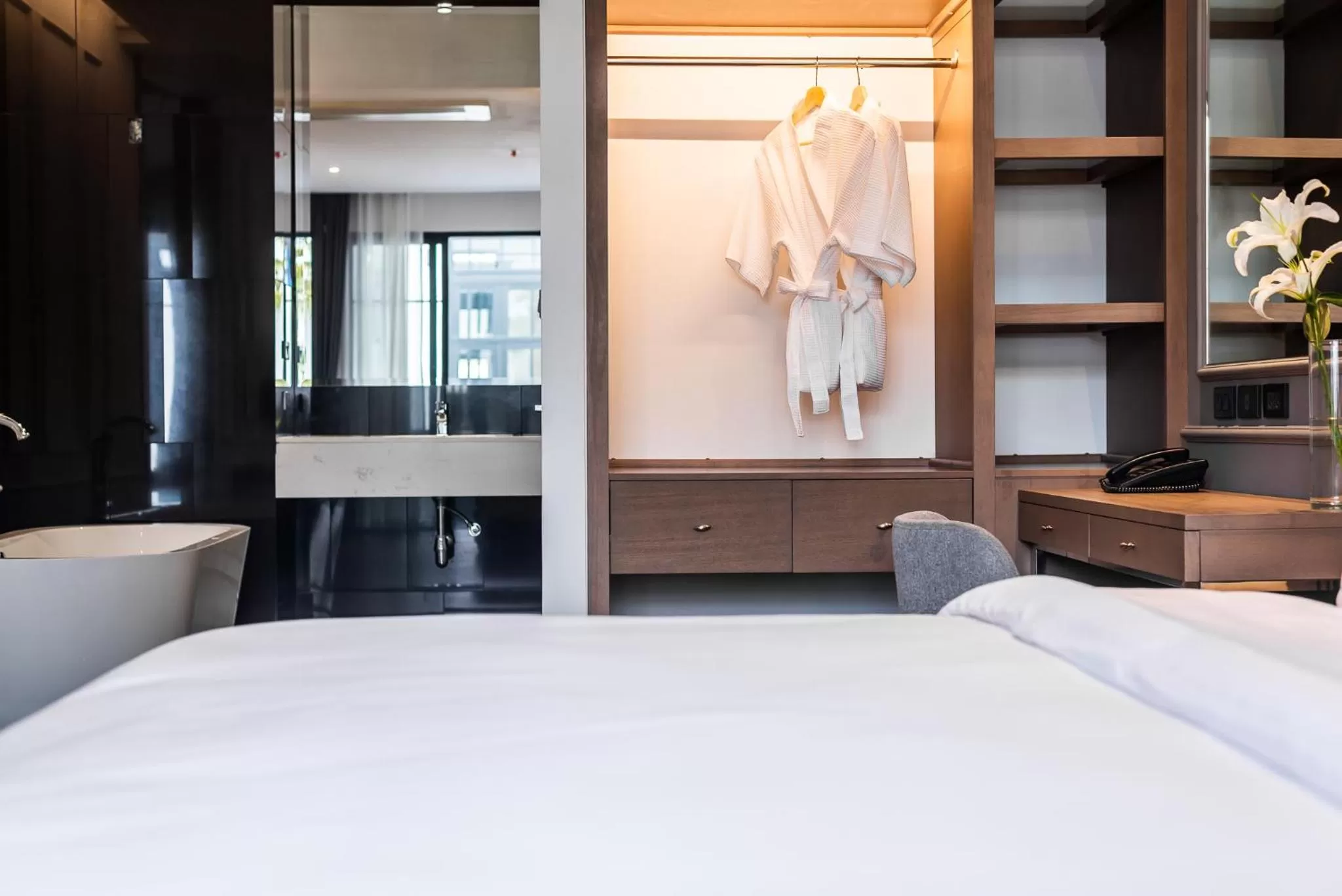 Bedroom, Bed in One Patio Hotel Pattaya - SHA Extra Plus