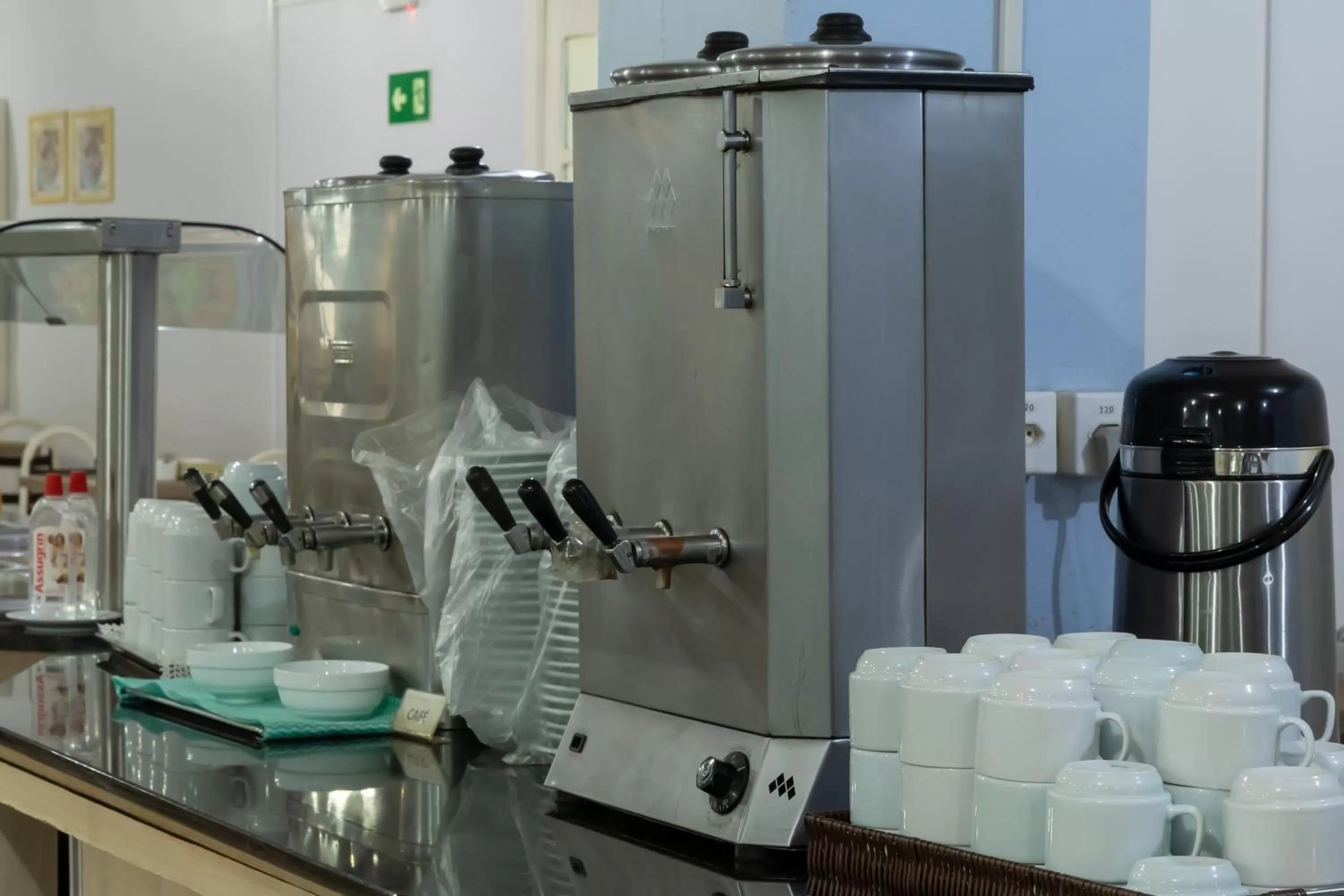 Restaurant/places to eat in Hotel Baviera Iguassu