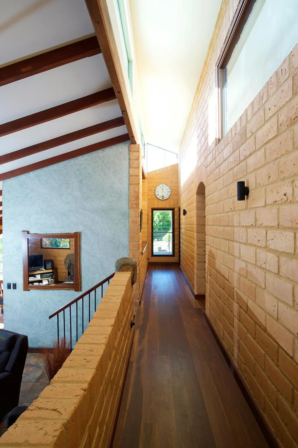 Day in Clarendon Forest Retreat