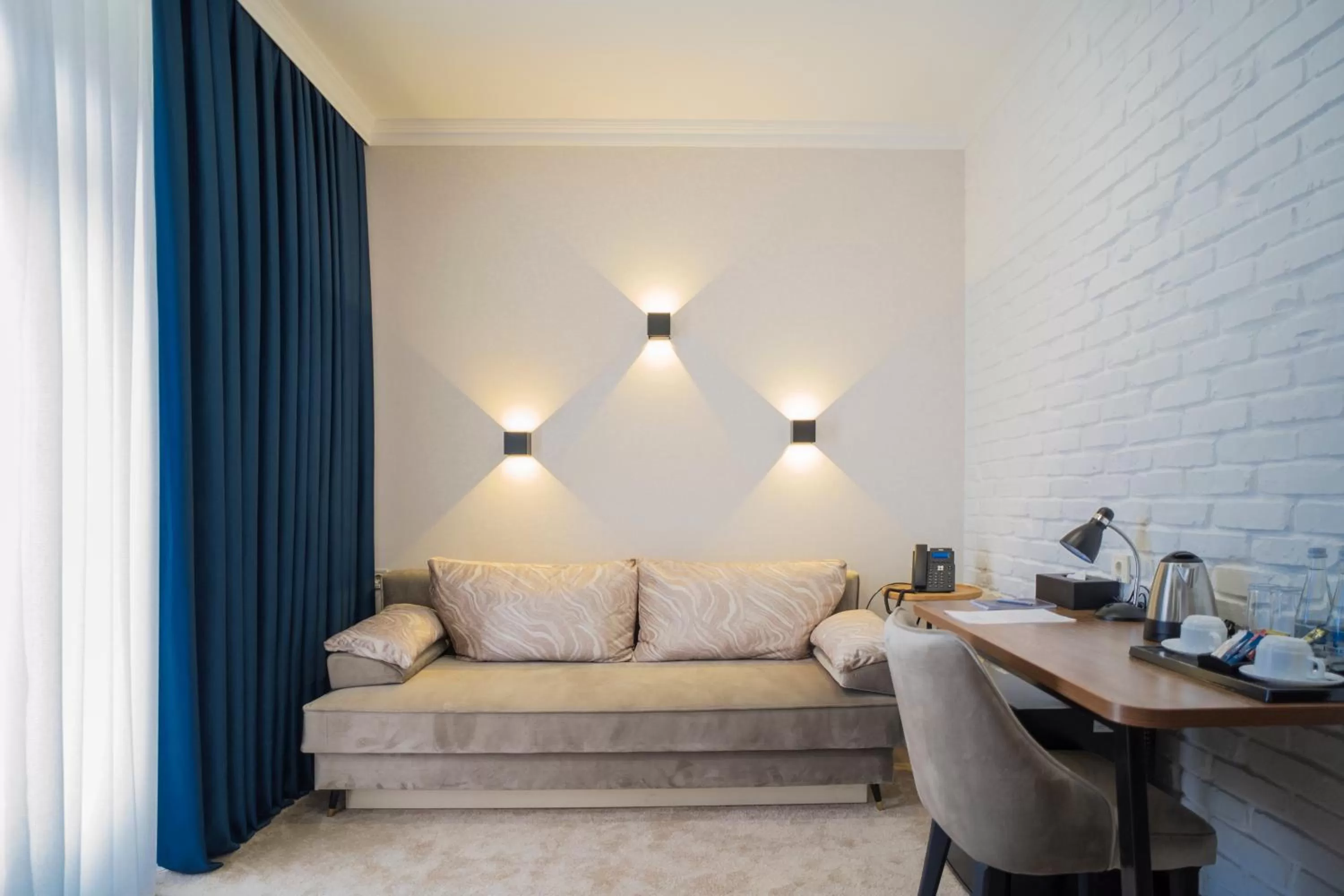 Living room in OSCAR BOUTIQUE HOTEL