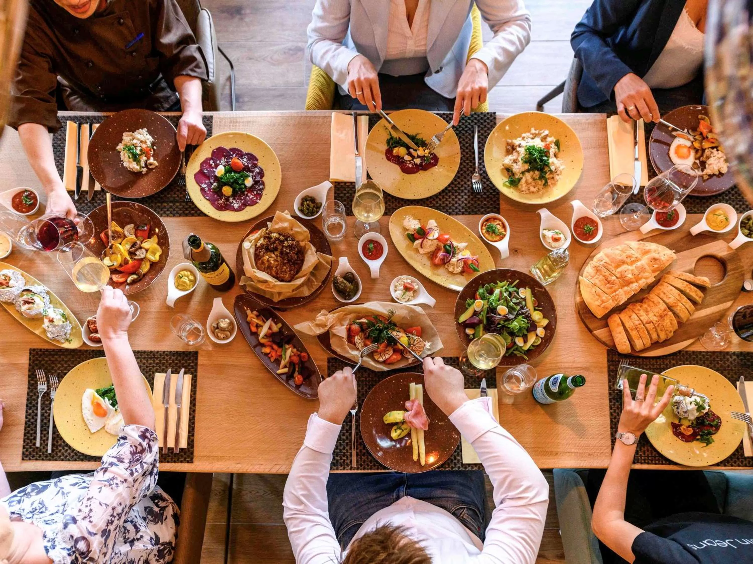 Restaurant/places to eat in Novotel Regensburg Zentrum