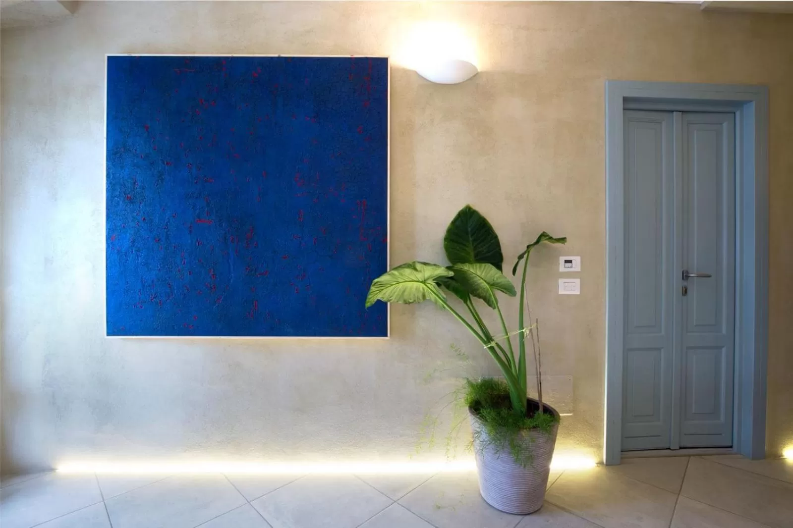 Communal lounge/ TV room in White Lilac Romantic B&B - Adults only