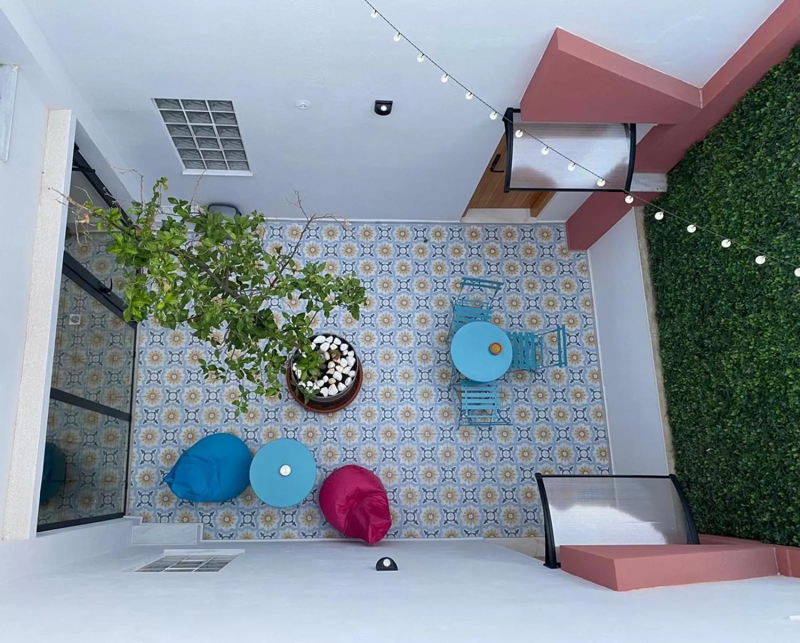 Patio, Bed in PAREA Athens