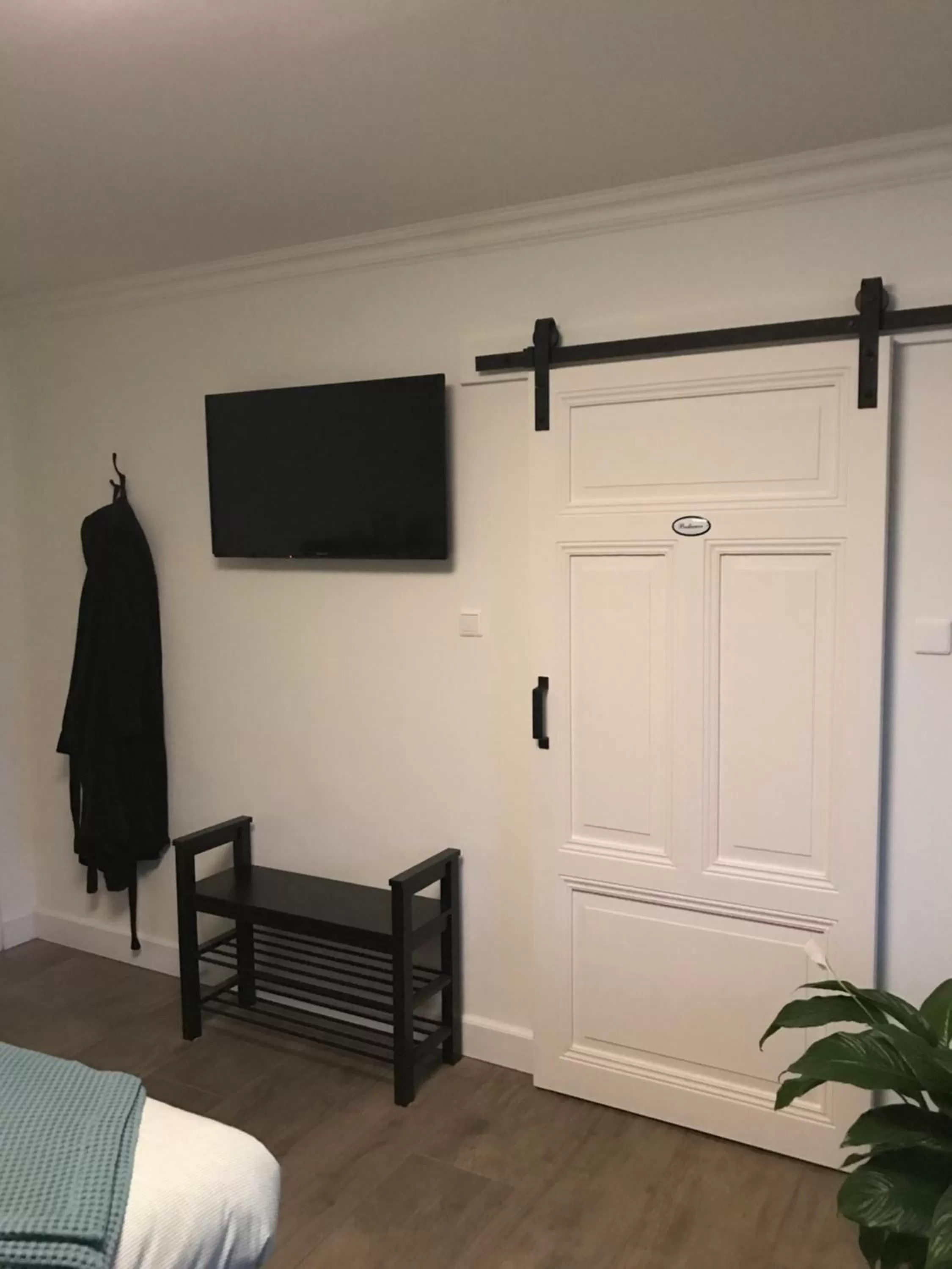 TV and multimedia, TV/Entertainment Center in B&B Holset70