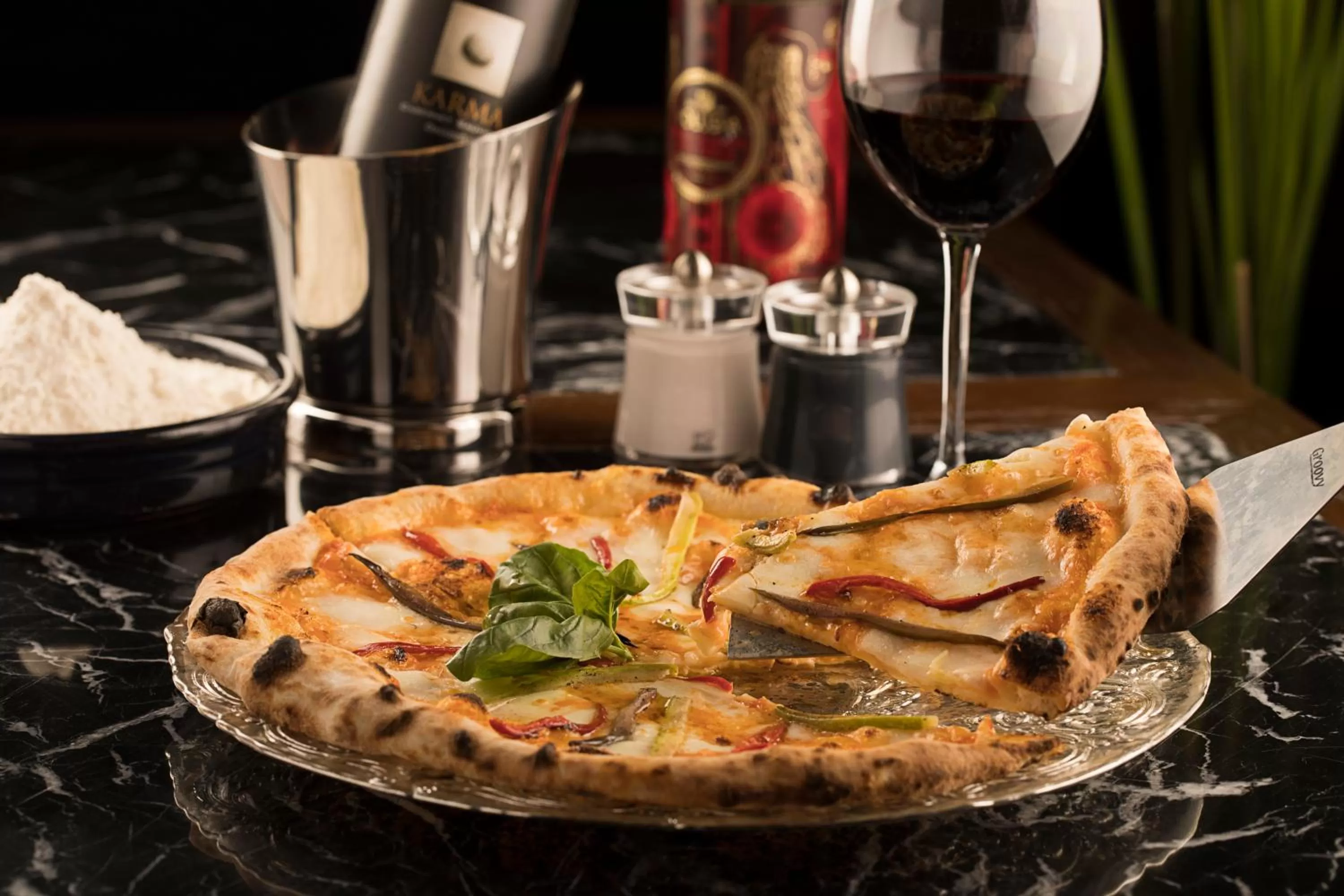 Restaurant/places to eat in Nabu Hotel Karaköy